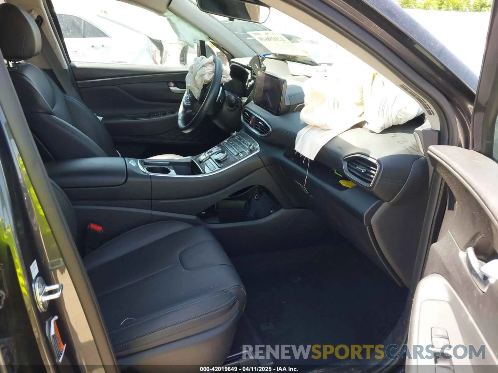5 fotografías del automóvil dañado 5NMS64AJ2PH561722 HYUNDAI SANTA FE 2023