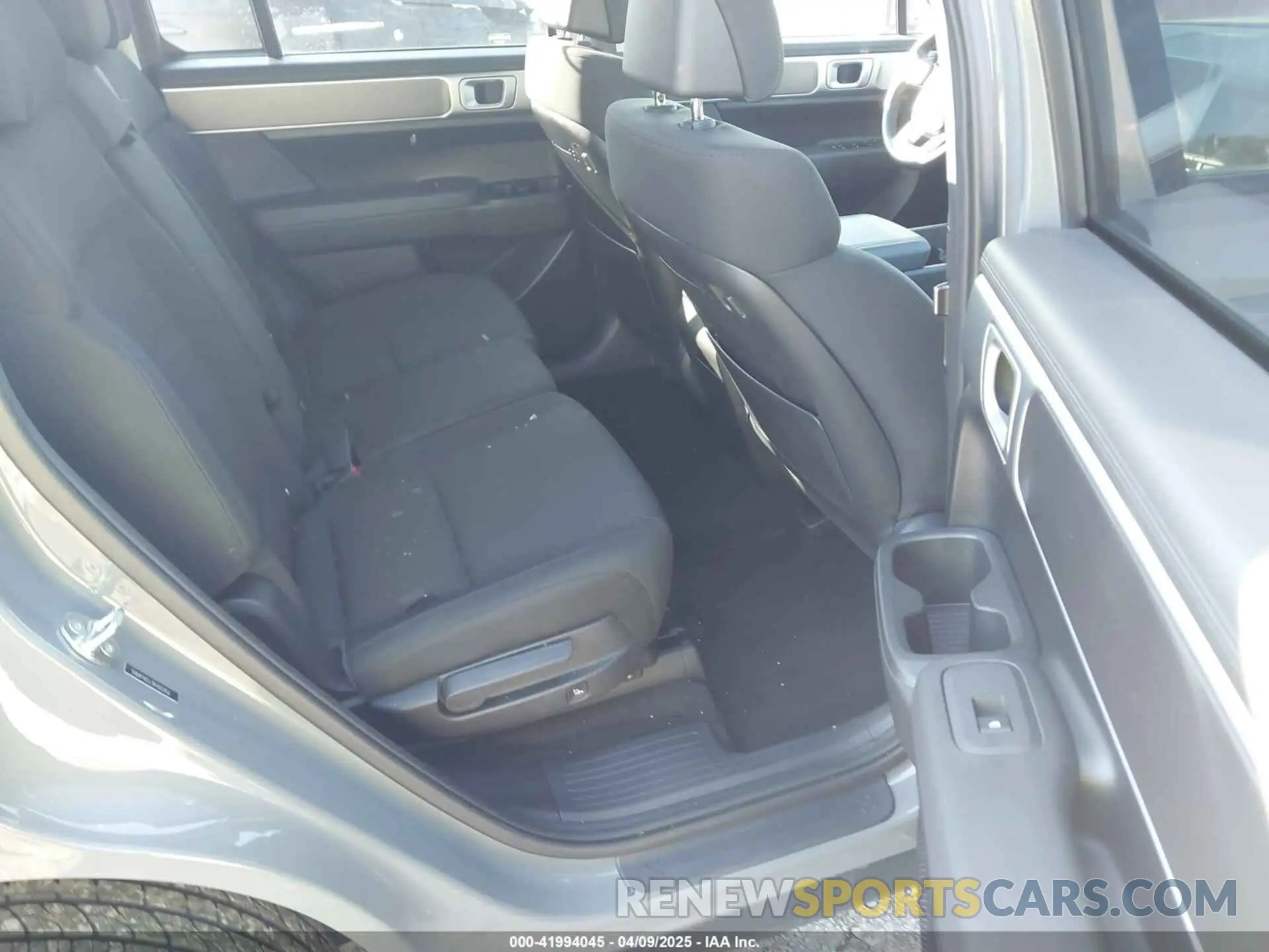 8 fotografías del automóvil dañado 5NMP14GL7RH002456 HYUNDAI SANTA FE 2024
