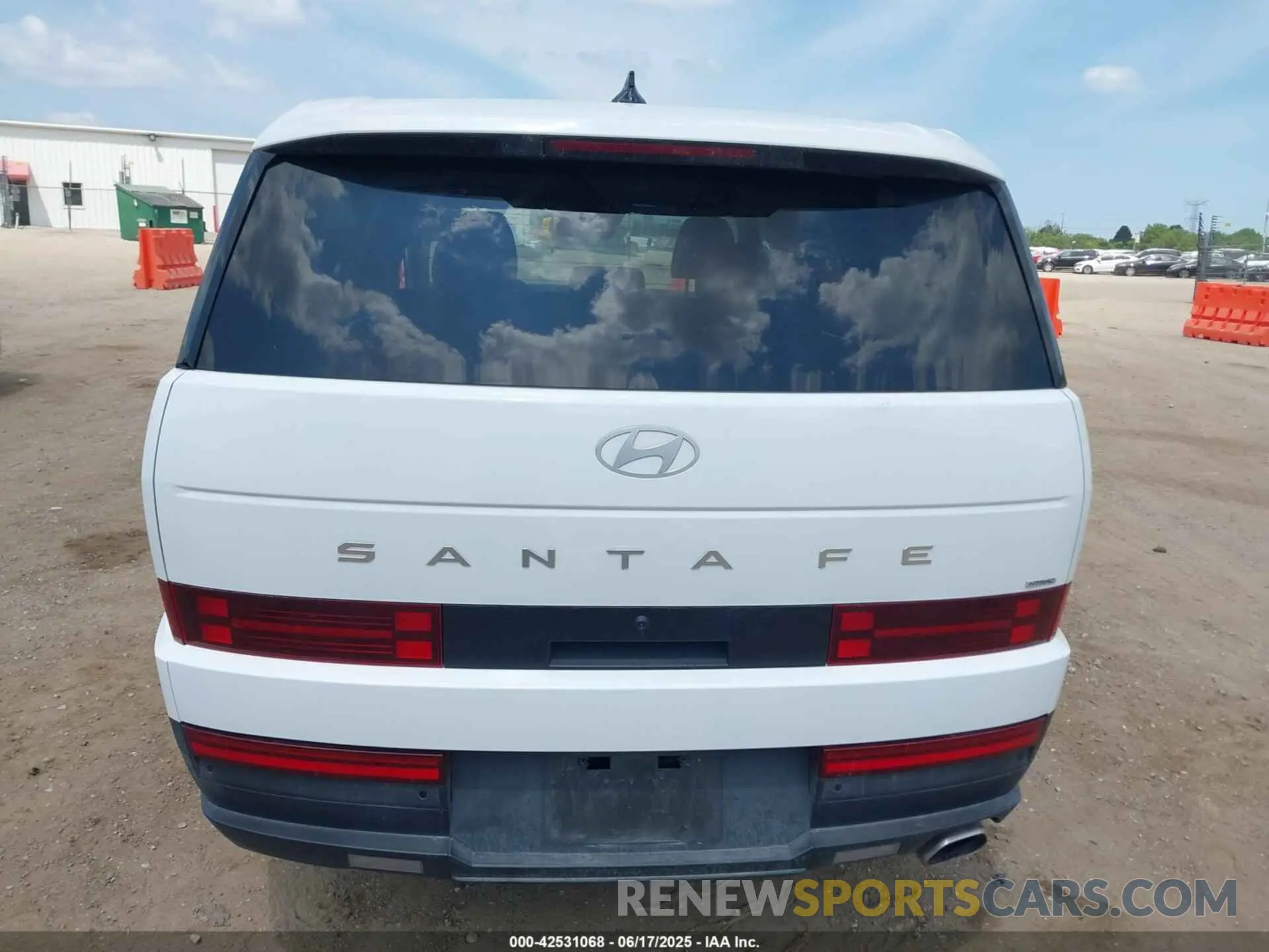 17 fotografías del automóvil dañado 5NMP1DGL7RH051155 HYUNDAI SANTA FE 2024