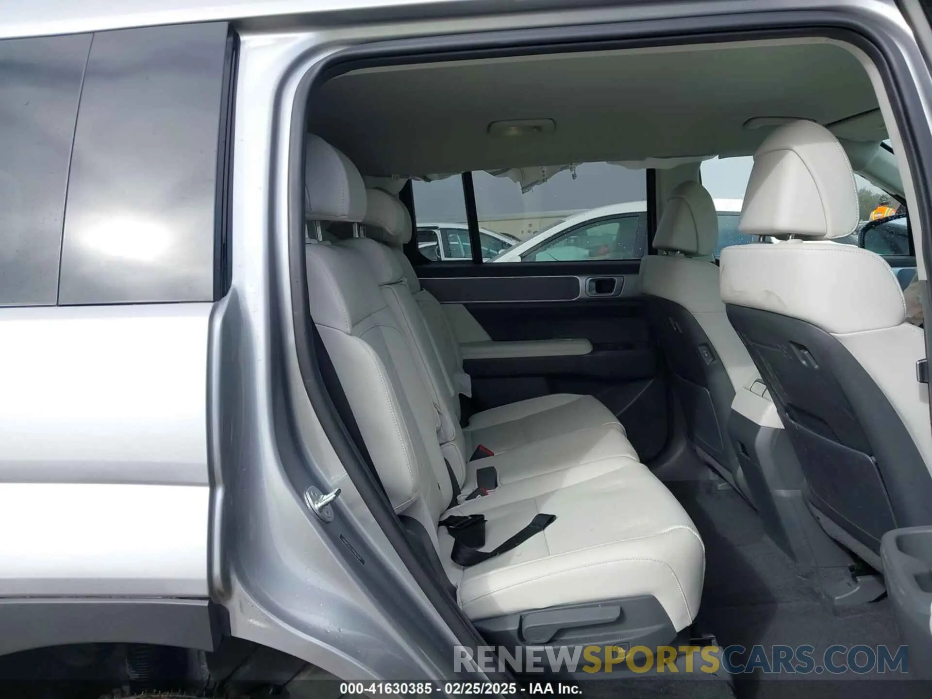 8 fotografías del automóvil dañado 5NMP24GL9RH022169 HYUNDAI SANTA FE 2024