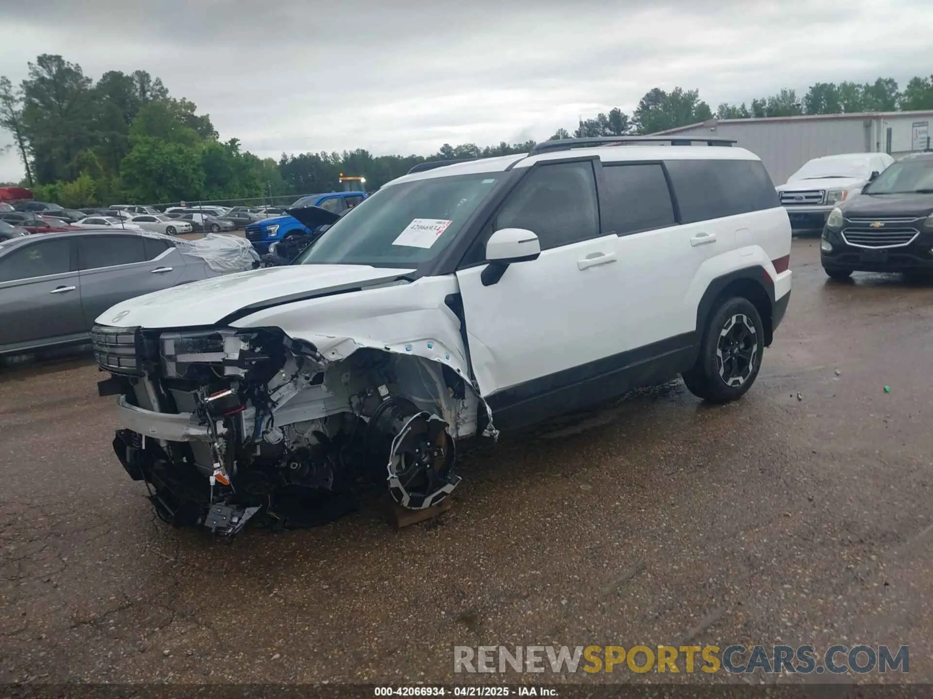 2 fotografías del automóvil dañado 5NMP24GL9RH065877 HYUNDAI SANTA FE 2024