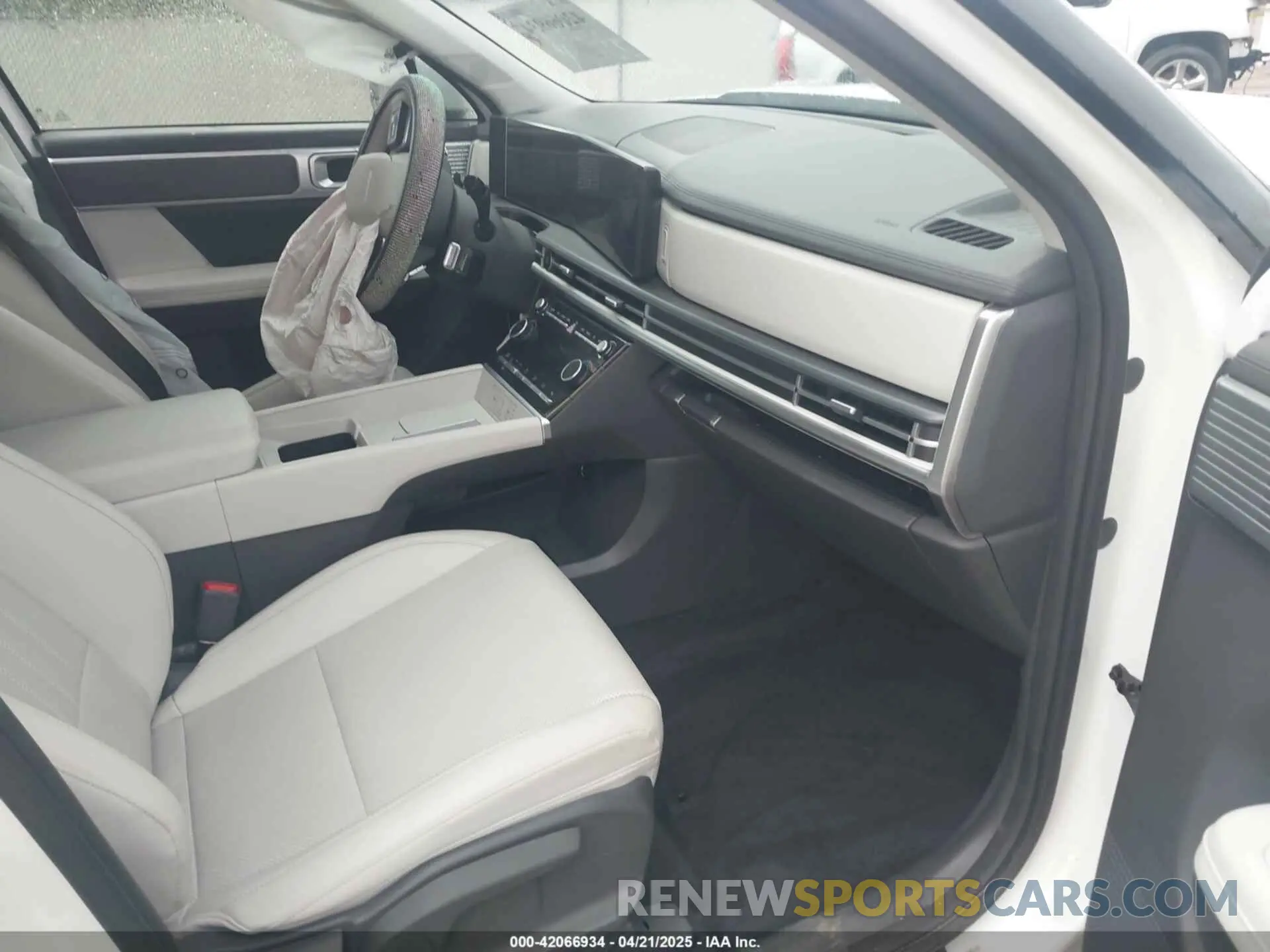 5 fotografías del automóvil dañado 5NMP24GL9RH065877 HYUNDAI SANTA FE 2024