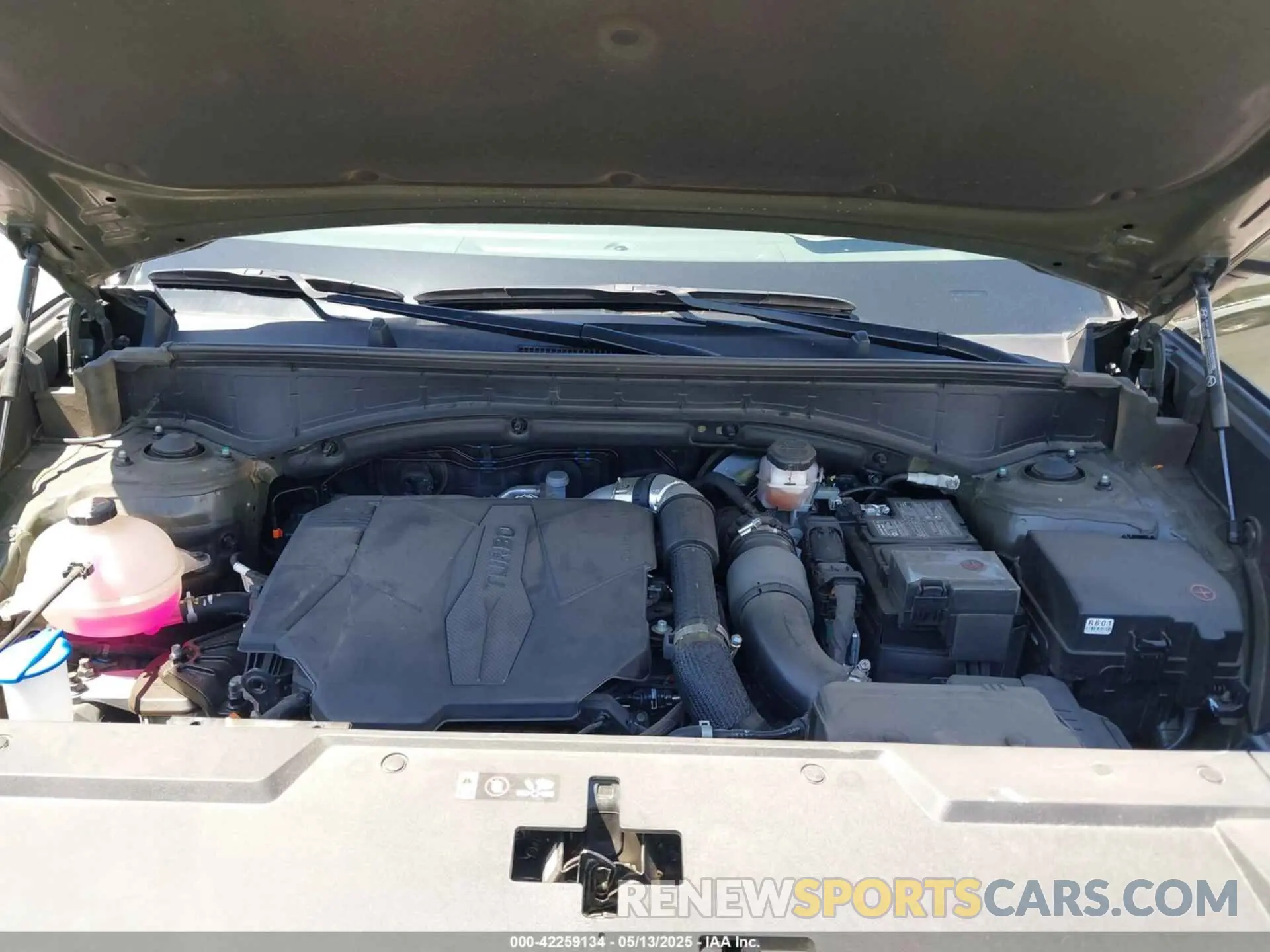 10 fotografías del automóvil dañado 5NMP2DGL6RH031525 HYUNDAI SANTA FE 2024