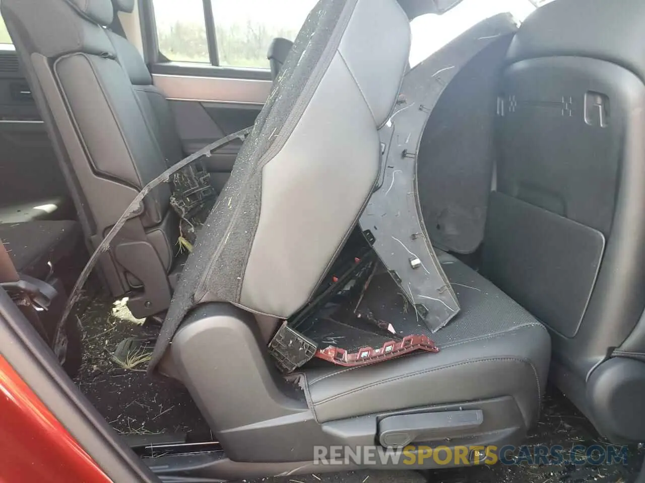10 fotografías del automóvil dañado 5NMP3DGL3RH029003 HYUNDAI SANTA FE 2024