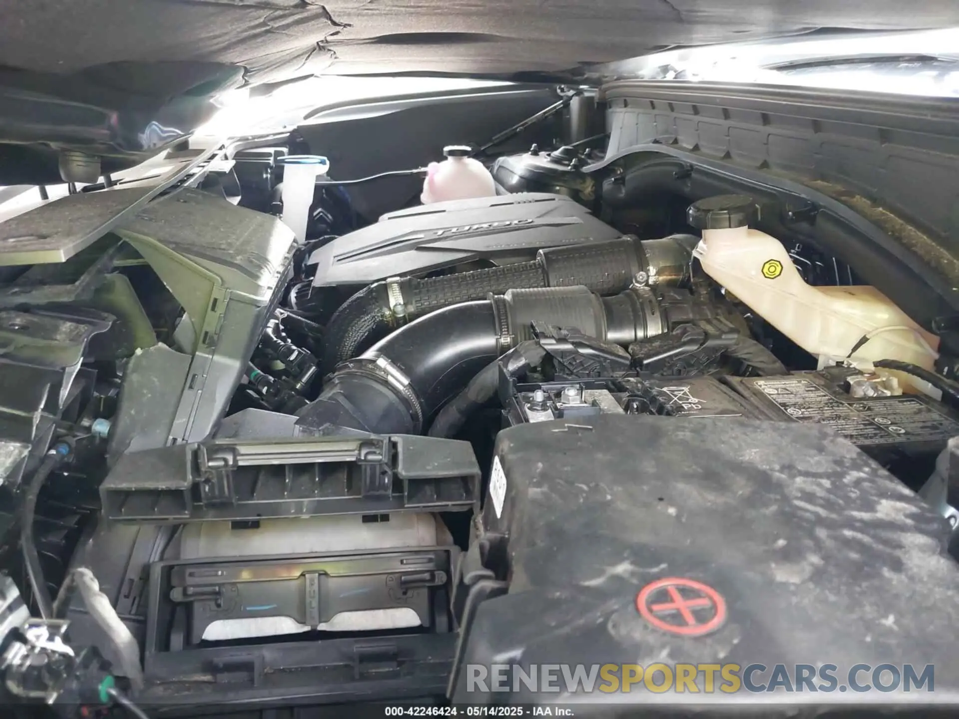 10 fotografías del automóvil dañado 5NMP3DGL3RH055469 HYUNDAI SANTA FE 2024