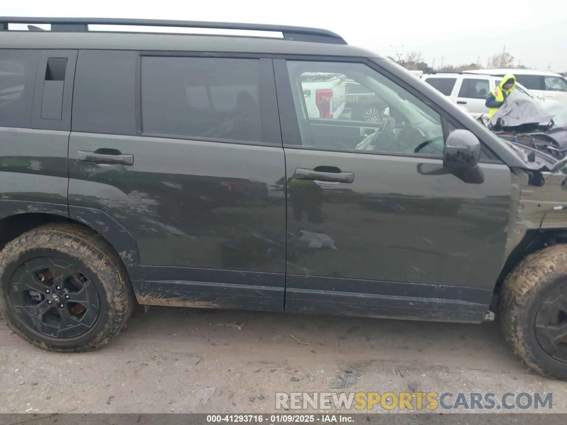 13 fotografías del automóvil dañado 5NMP3DGL4RH053679 HYUNDAI SANTA FE 2024
