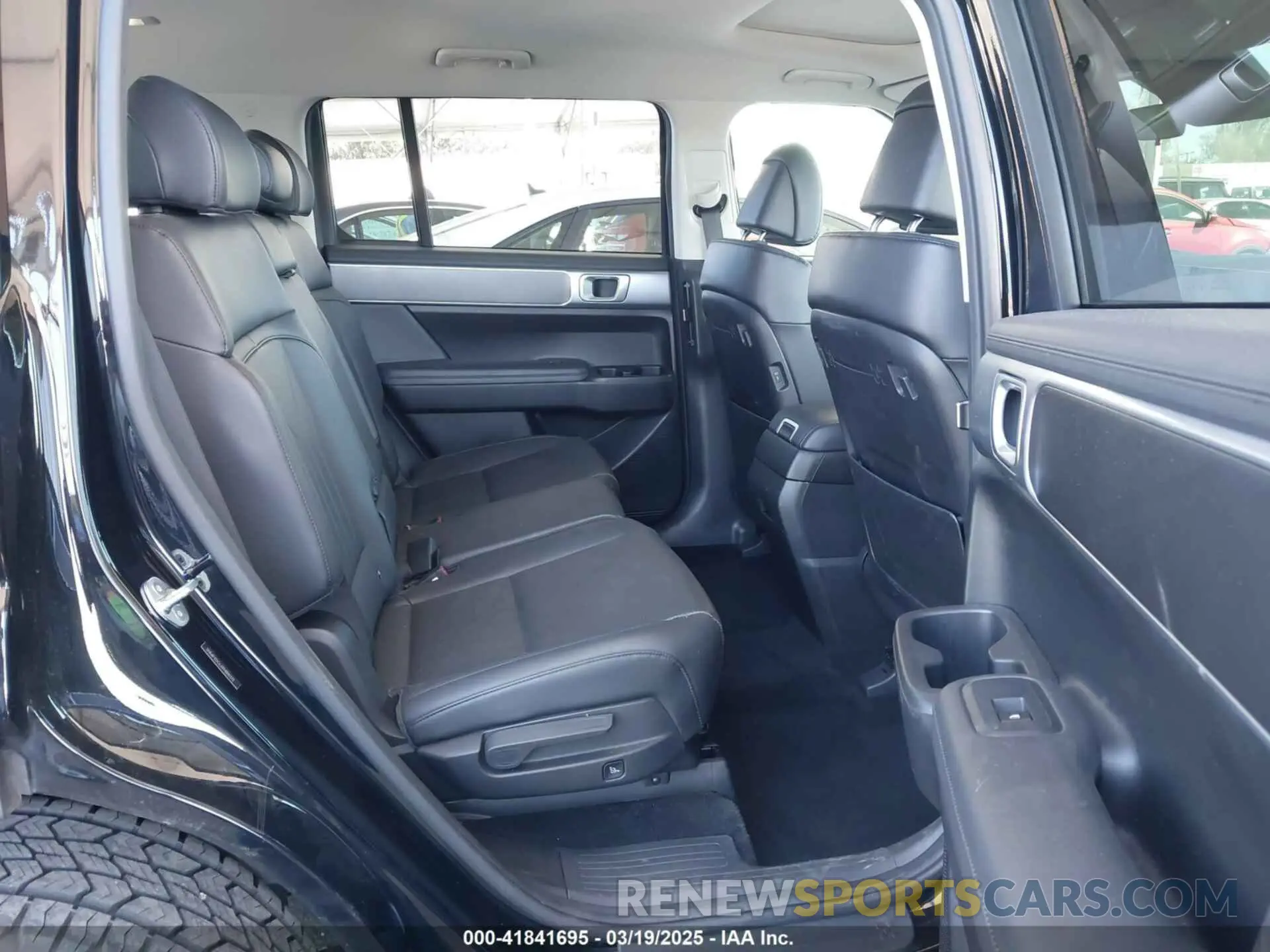 8 fotografías del automóvil dañado 5NMP3DGL6RH000370 HYUNDAI SANTA FE 2024