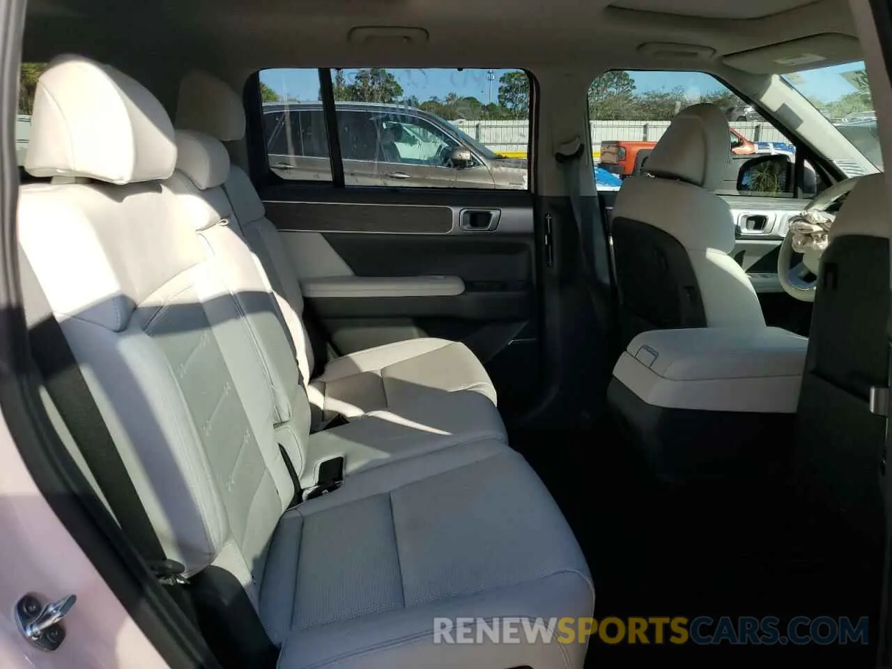 12 fotografías del automóvil dañado 5NMP44GL4RH026091 HYUNDAI SANTA FE 2024