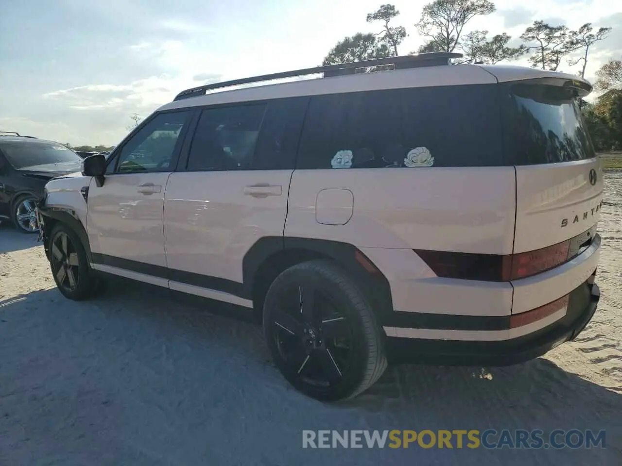 2 fotografías del automóvil dañado 5NMP44GL4RH026091 HYUNDAI SANTA FE 2024