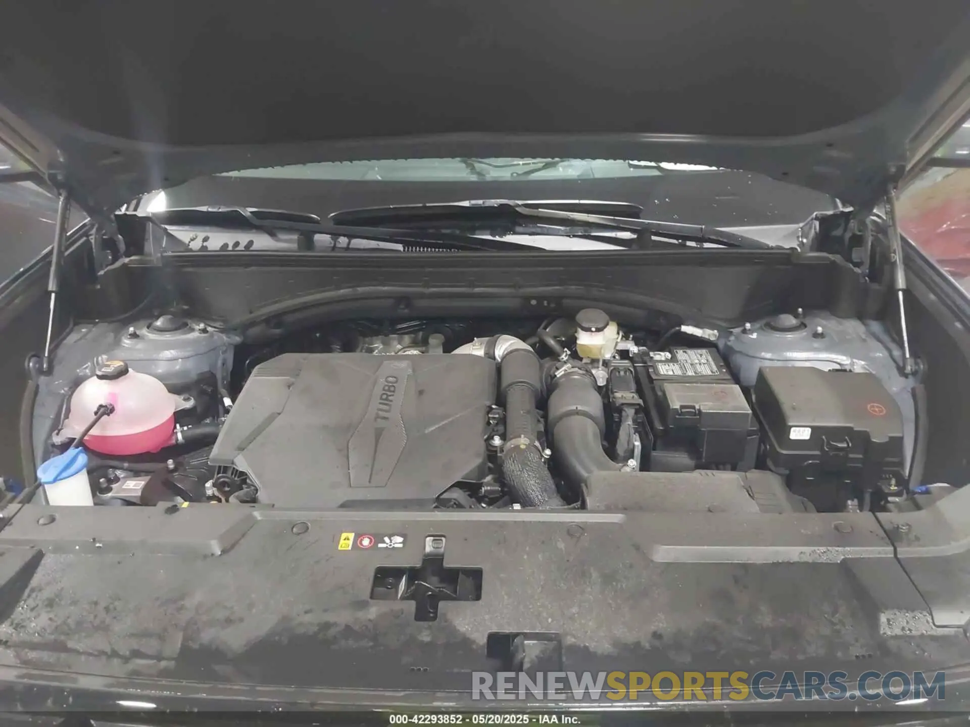 10 fotografías del automóvil dañado 5NMP4DGL0RH064644 HYUNDAI SANTA FE 2024