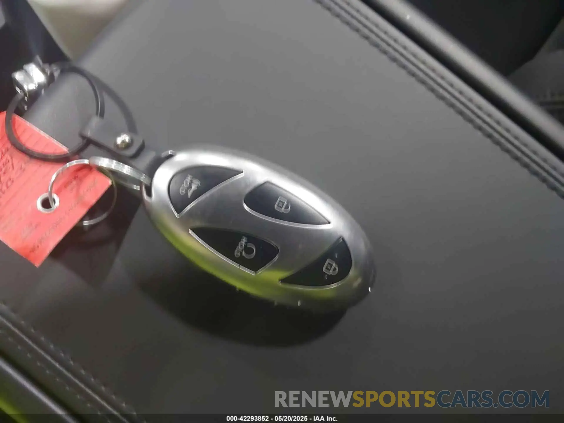 11 fotografías del automóvil dañado 5NMP4DGL0RH064644 HYUNDAI SANTA FE 2024