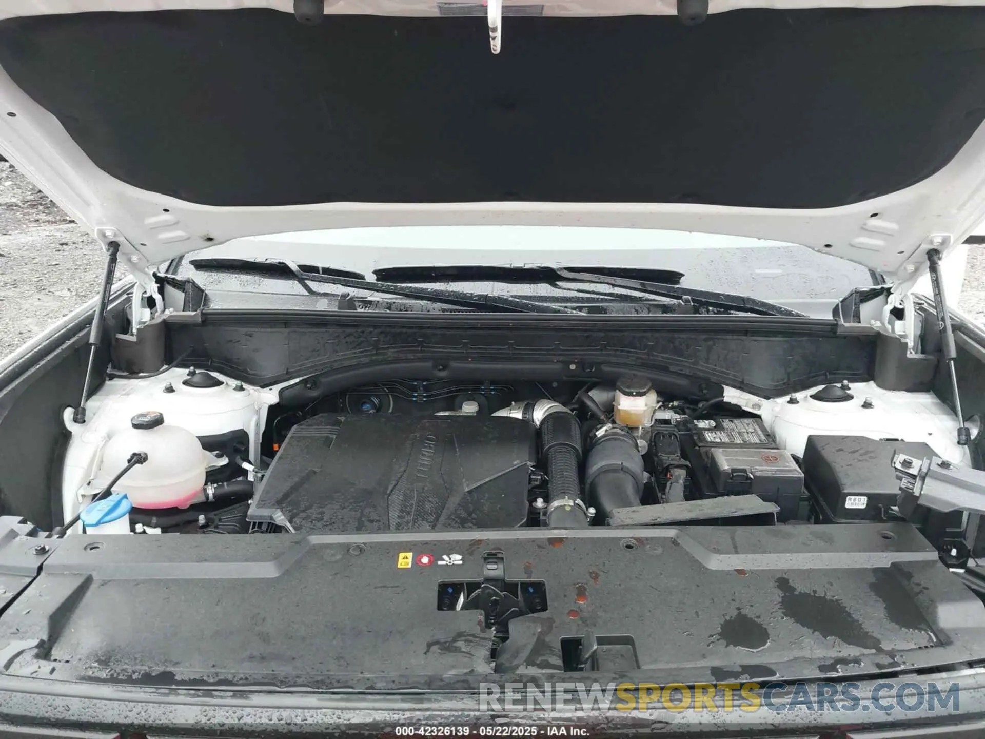 10 fotografías del automóvil dañado 5NMP4DGL2RH001139 HYUNDAI SANTA FE 2024