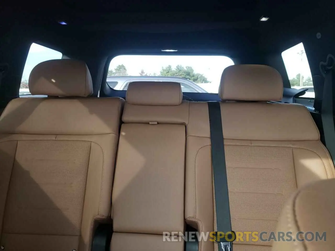 10 fotografías del automóvil dañado 5NMP4DGLXRH013233 HYUNDAI SANTA FE 2024