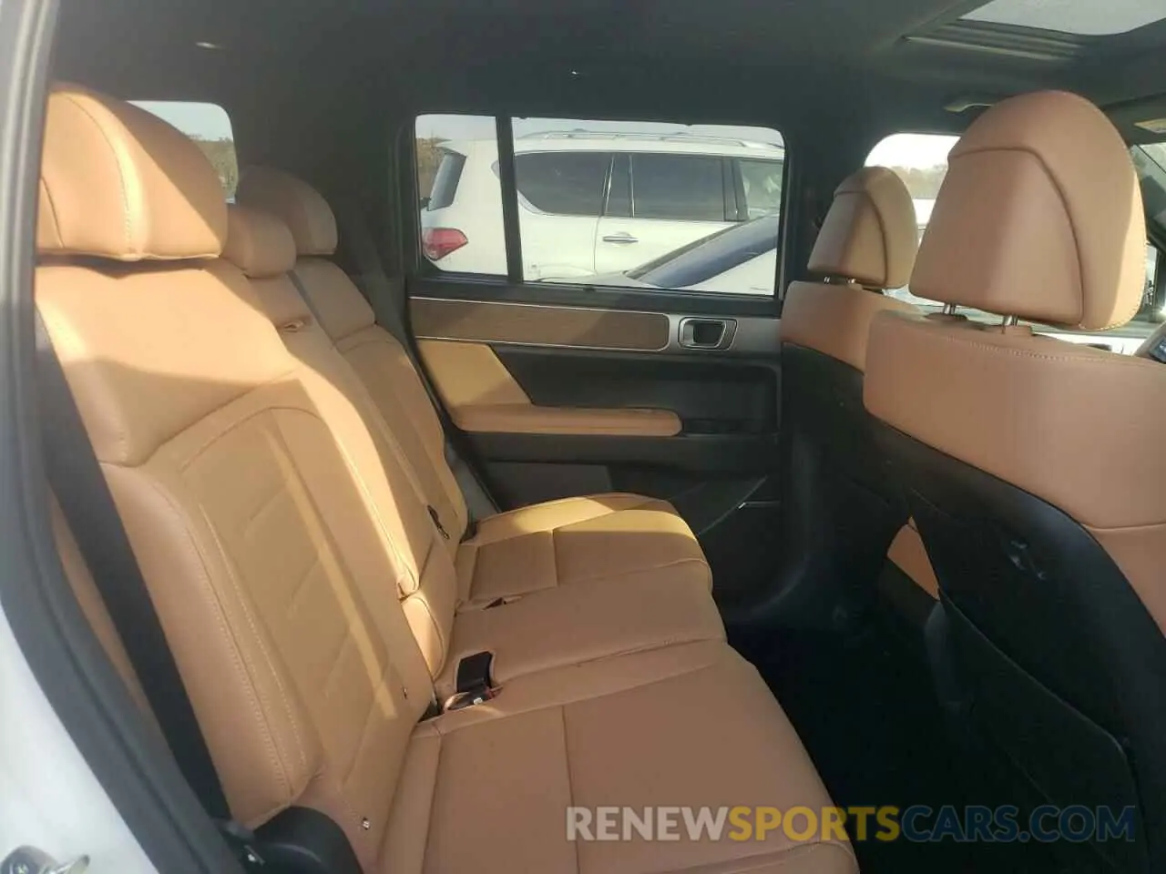 11 fotografías del automóvil dañado 5NMP4DGLXRH013233 HYUNDAI SANTA FE 2024