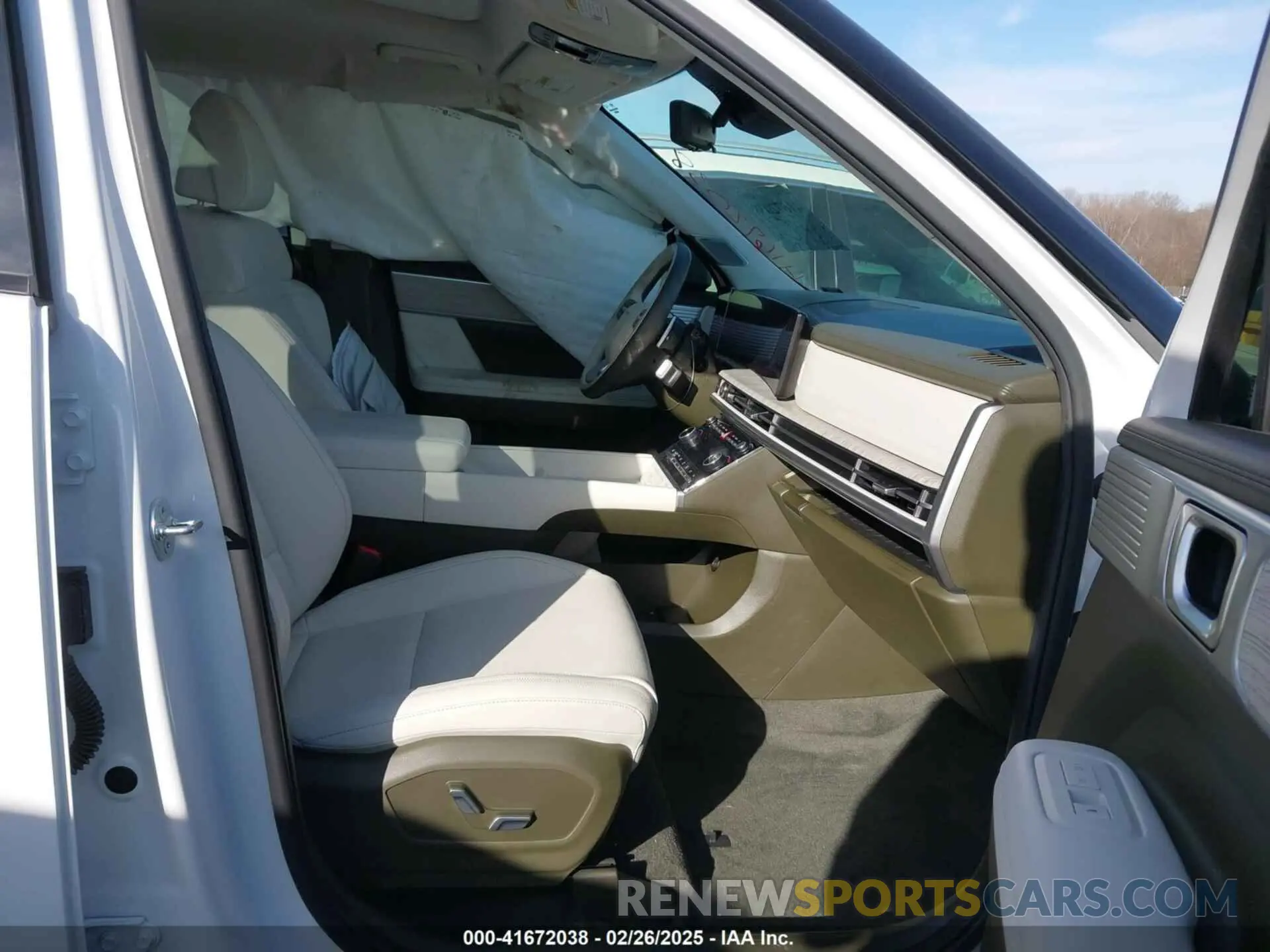 5 fotografías del automóvil dañado 5NMP5DGL4RH014245 HYUNDAI SANTA FE 2024
