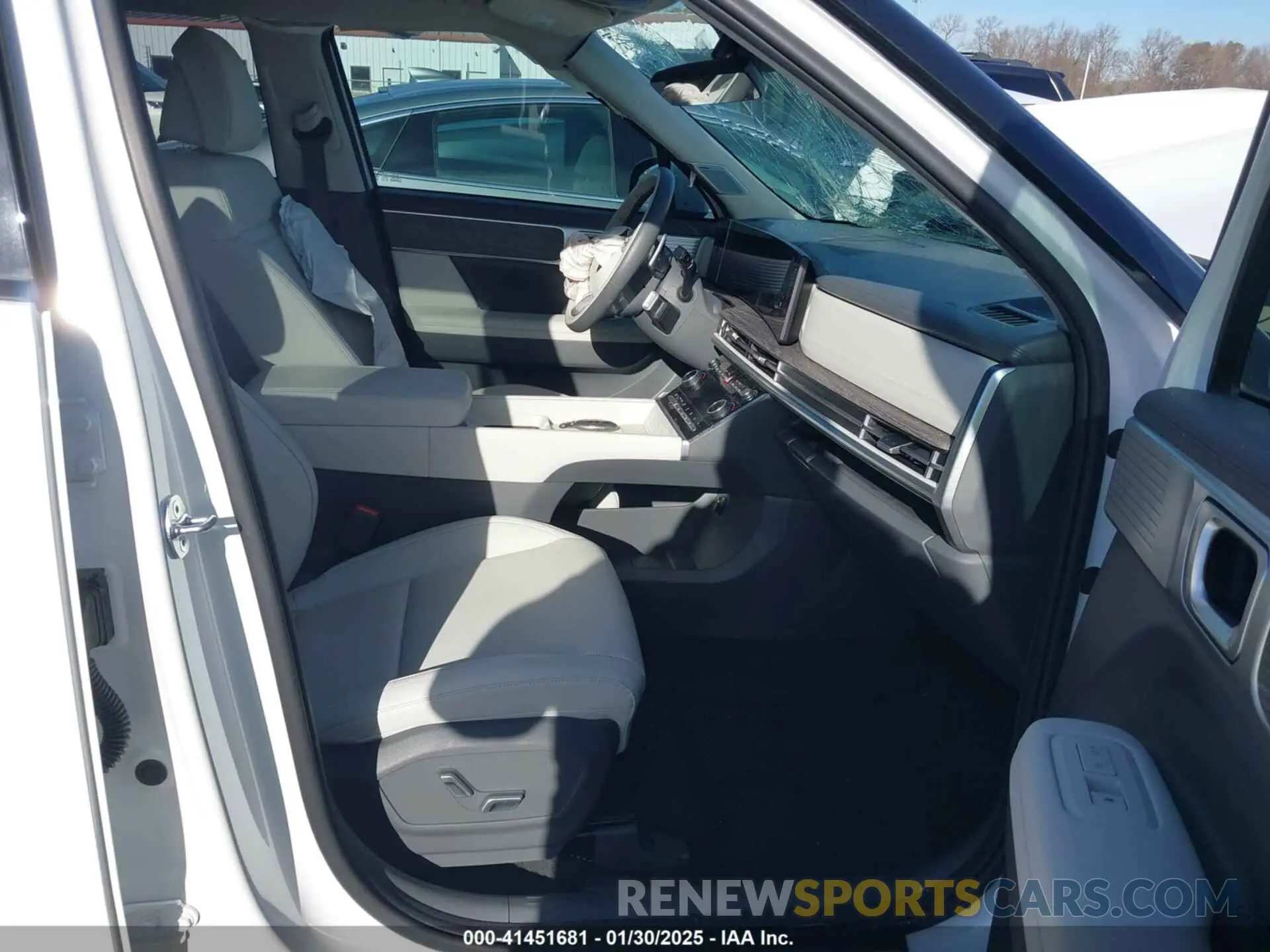 5 fotografías del automóvil dañado 5NMP5DGL5RH008907 HYUNDAI SANTA FE 2024