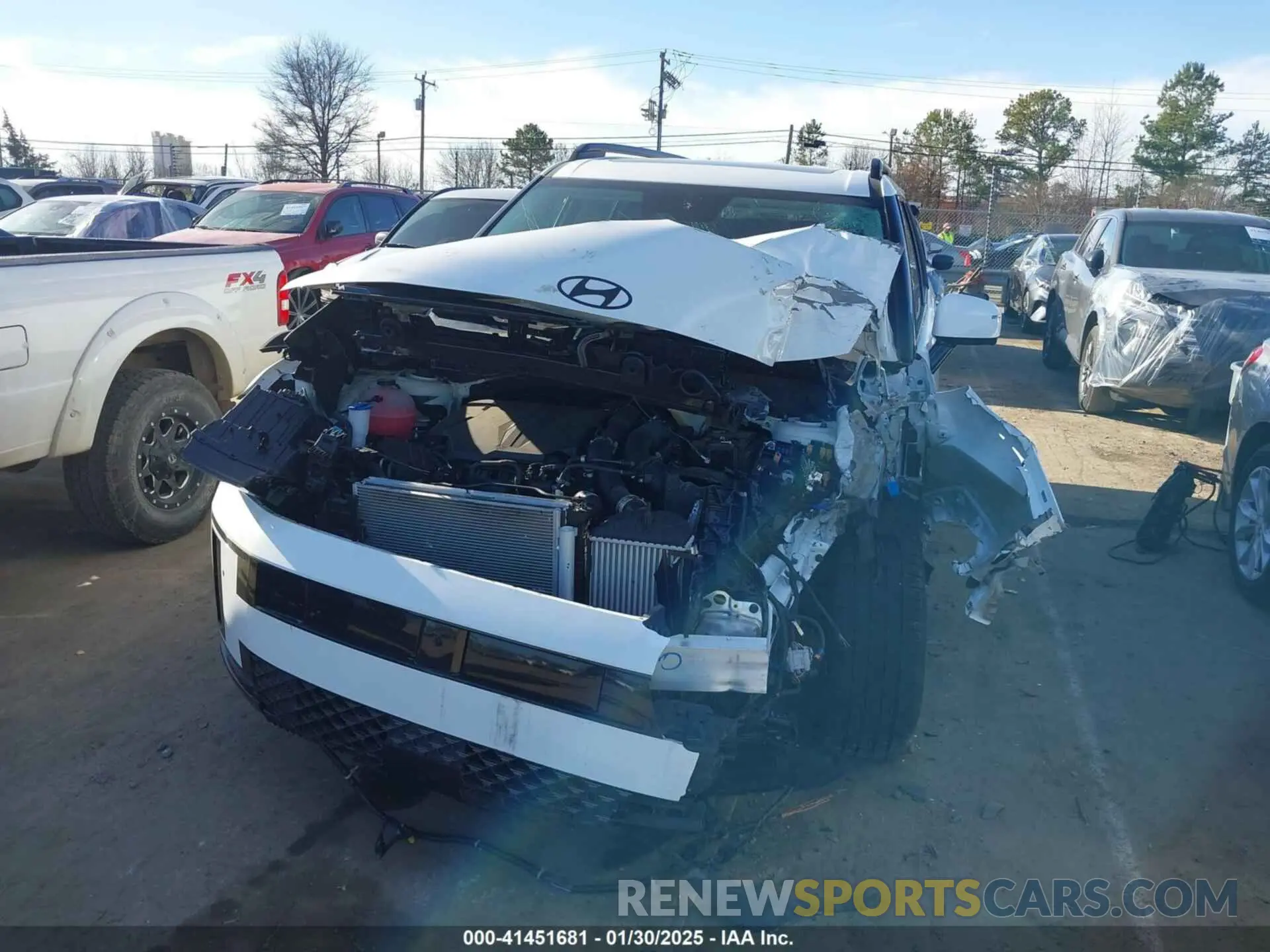 6 fotografías del automóvil dañado 5NMP5DGL5RH008907 HYUNDAI SANTA FE 2024
