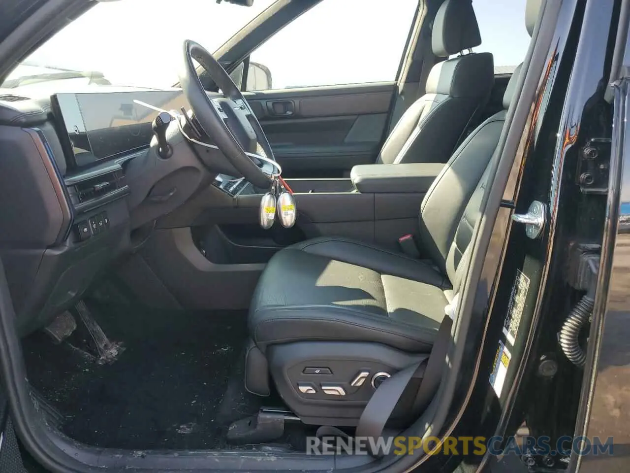 7 fotografías del automóvil dañado 5NMP5DGL6RH030088 HYUNDAI SANTA FE 2024