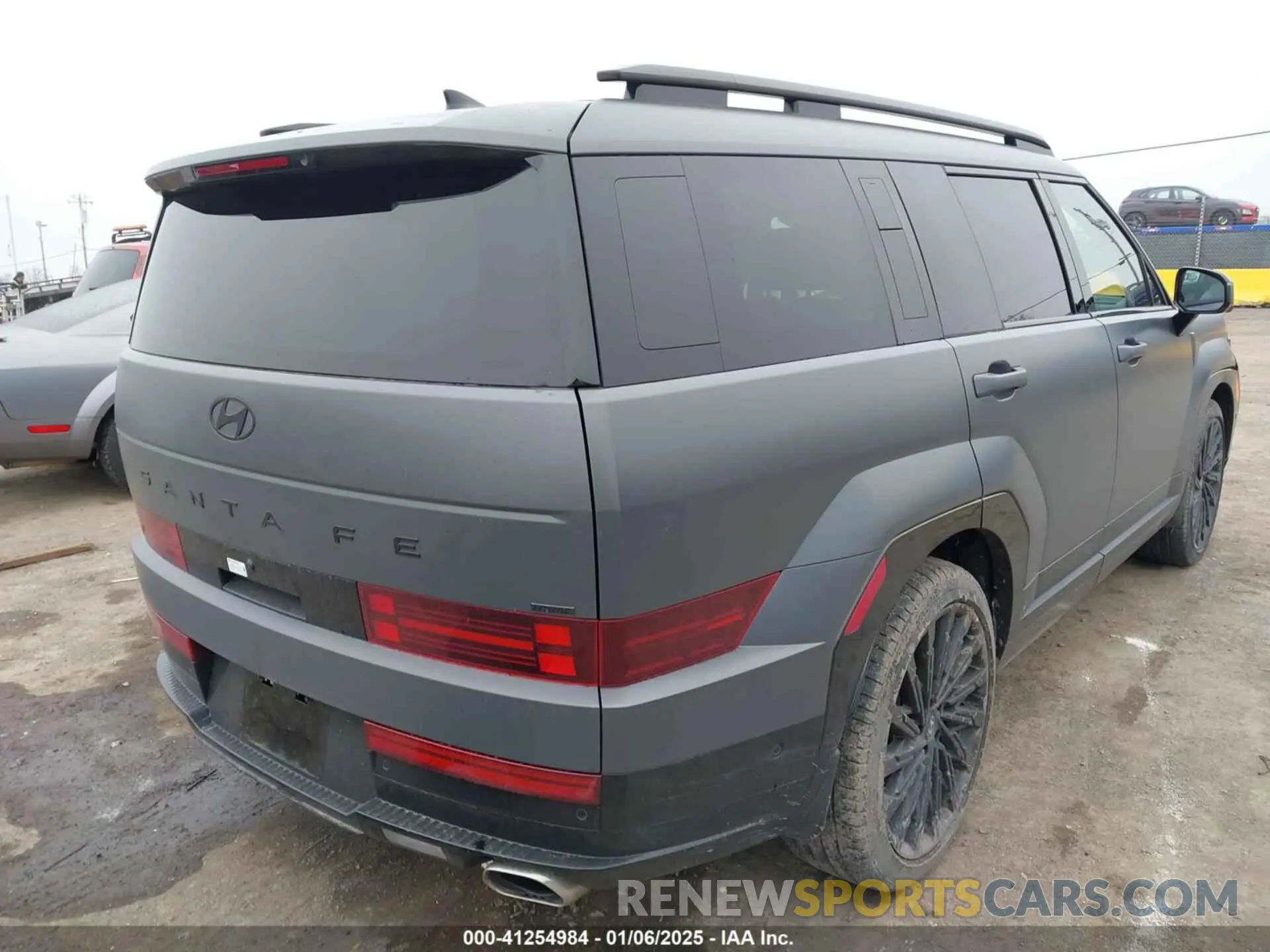 4 fotografías del automóvil dañado 5NMP5DGL8RH058975 HYUNDAI SANTA FE 2024