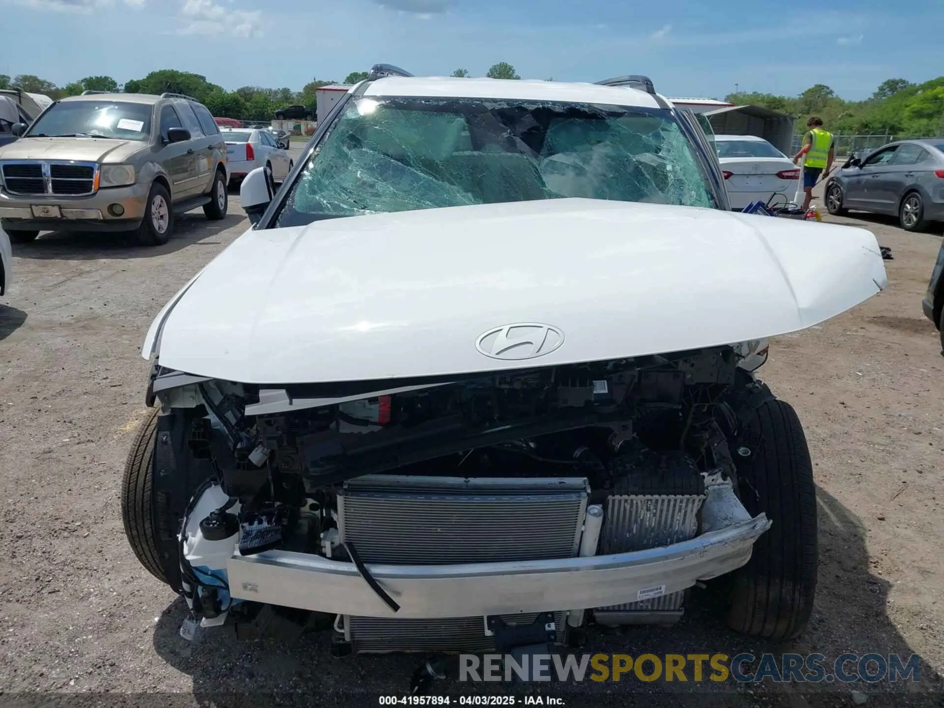 11 fotografías del automóvil dañado 5NMP24GL1SH082601 HYUNDAI SANTA FE 2025