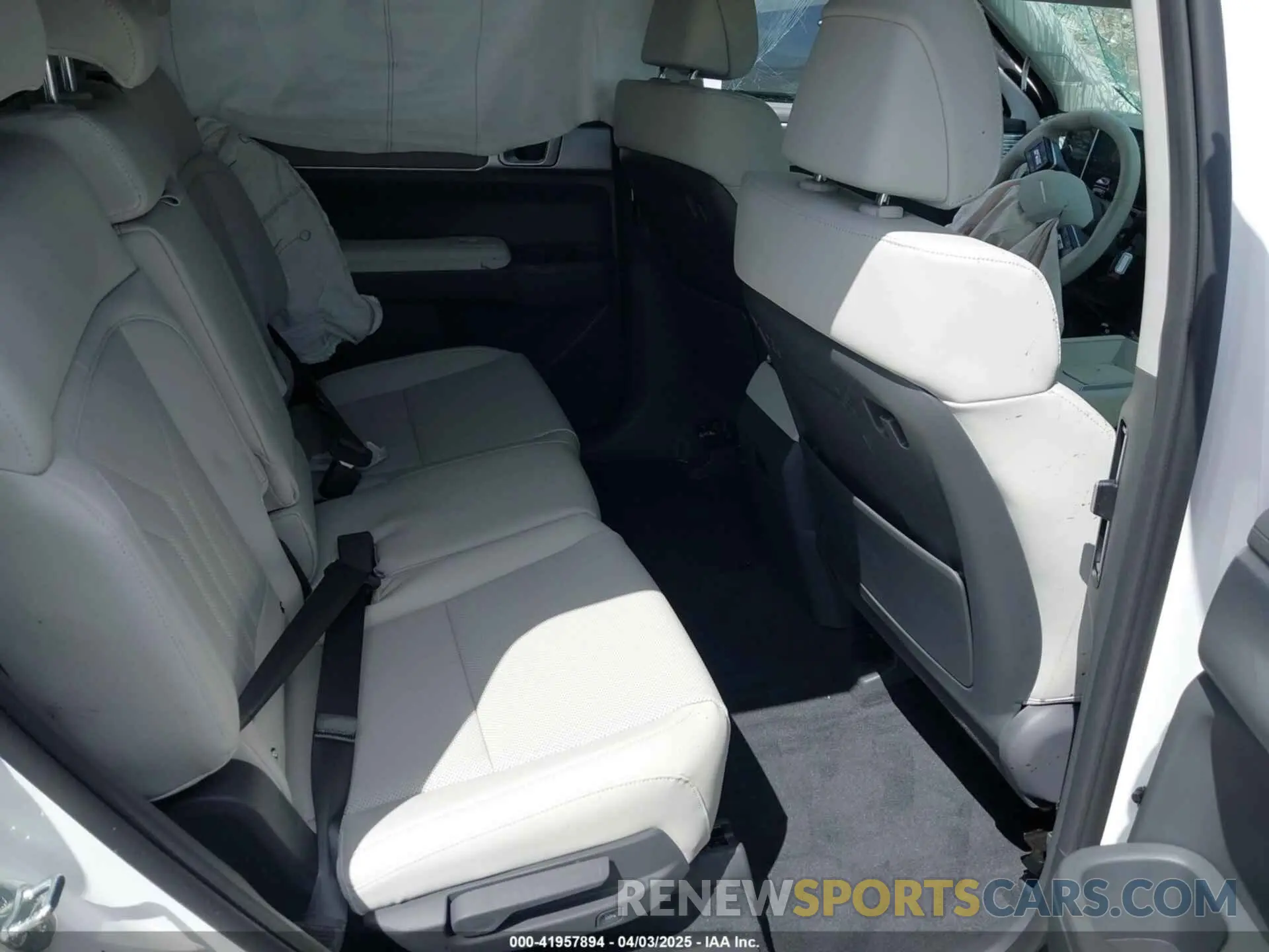 8 fotografías del automóvil dañado 5NMP24GL1SH082601 HYUNDAI SANTA FE 2025