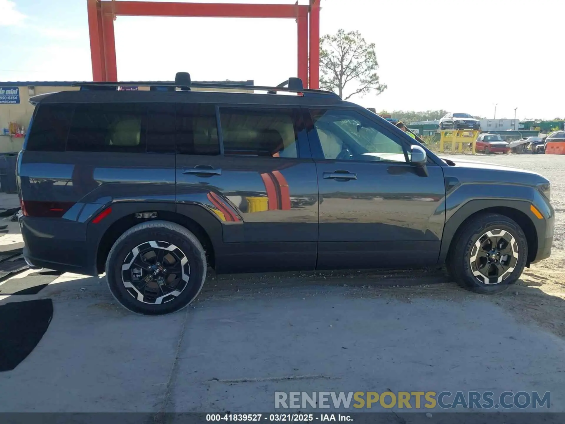 13 fotografías del automóvil dañado 5NMP24GL6SH121425 HYUNDAI SANTA FE 2025