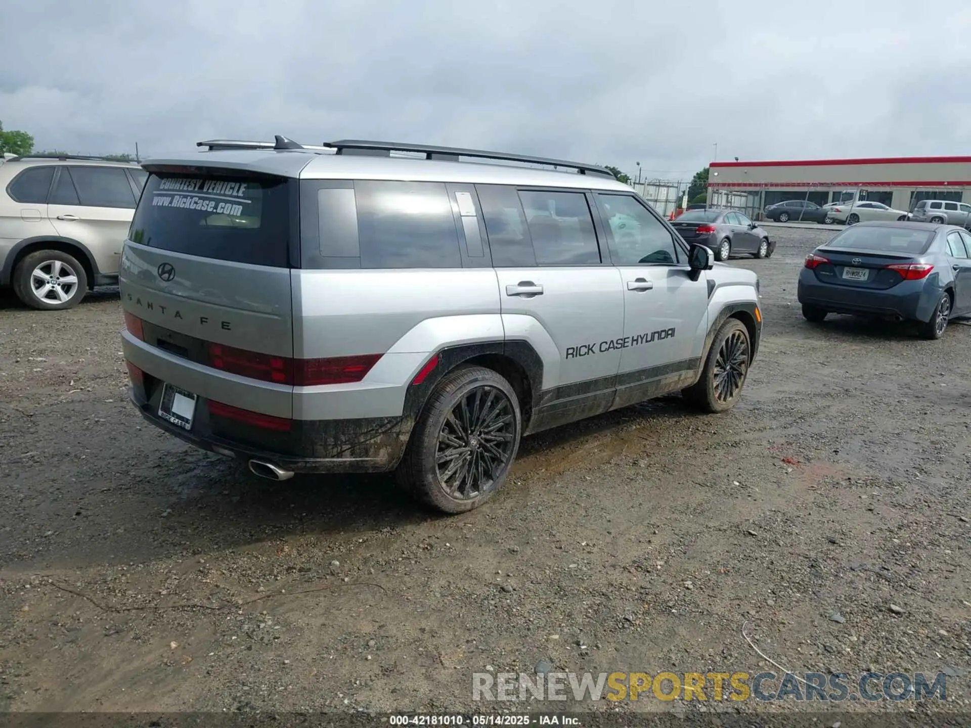 4 fotografías del automóvil dañado 5NMP54GL5SH071561 HYUNDAI SANTA FE 2025