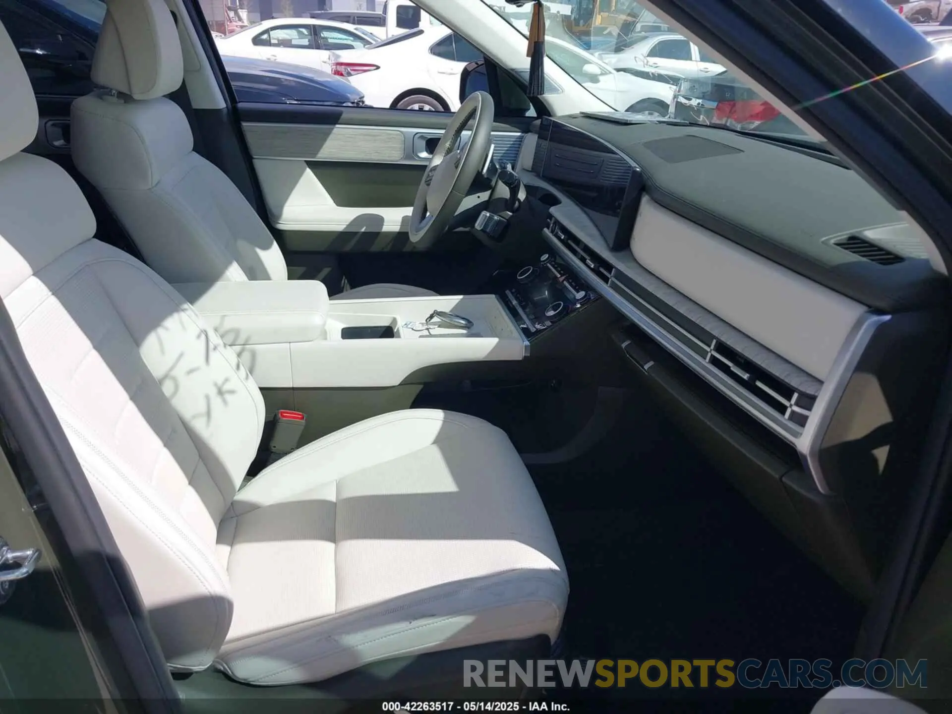 5 fotografías del automóvil dañado 5NMP54GL5SH093107 HYUNDAI SANTA FE 2025