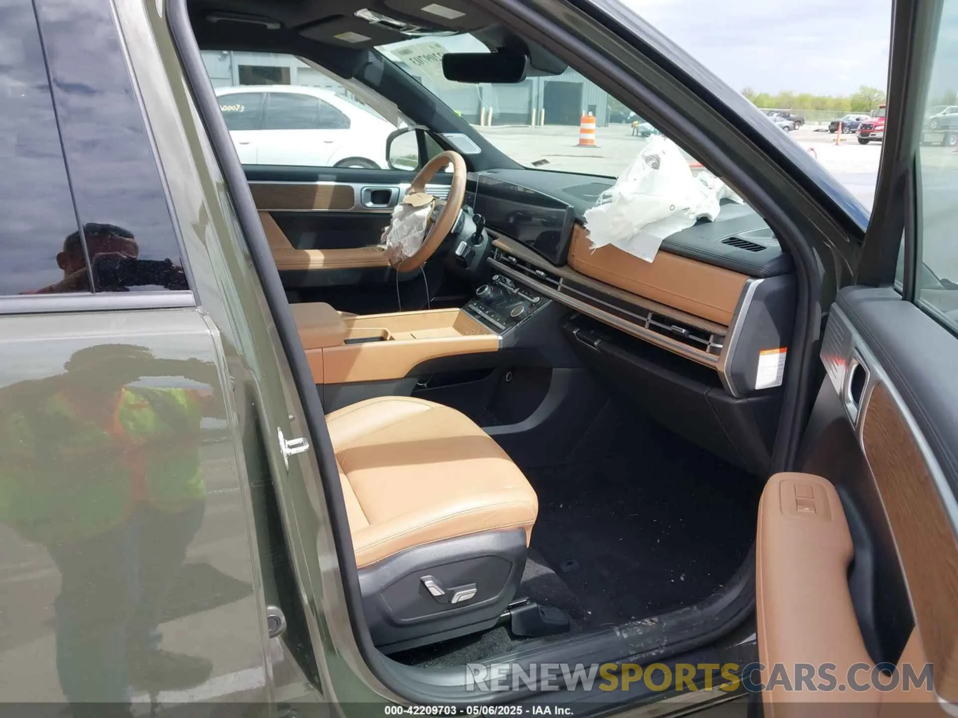 5 fotografías del automóvil dañado 5NMP3DG13RH005220 HYUNDAI SANTA FE HYBRID 2024