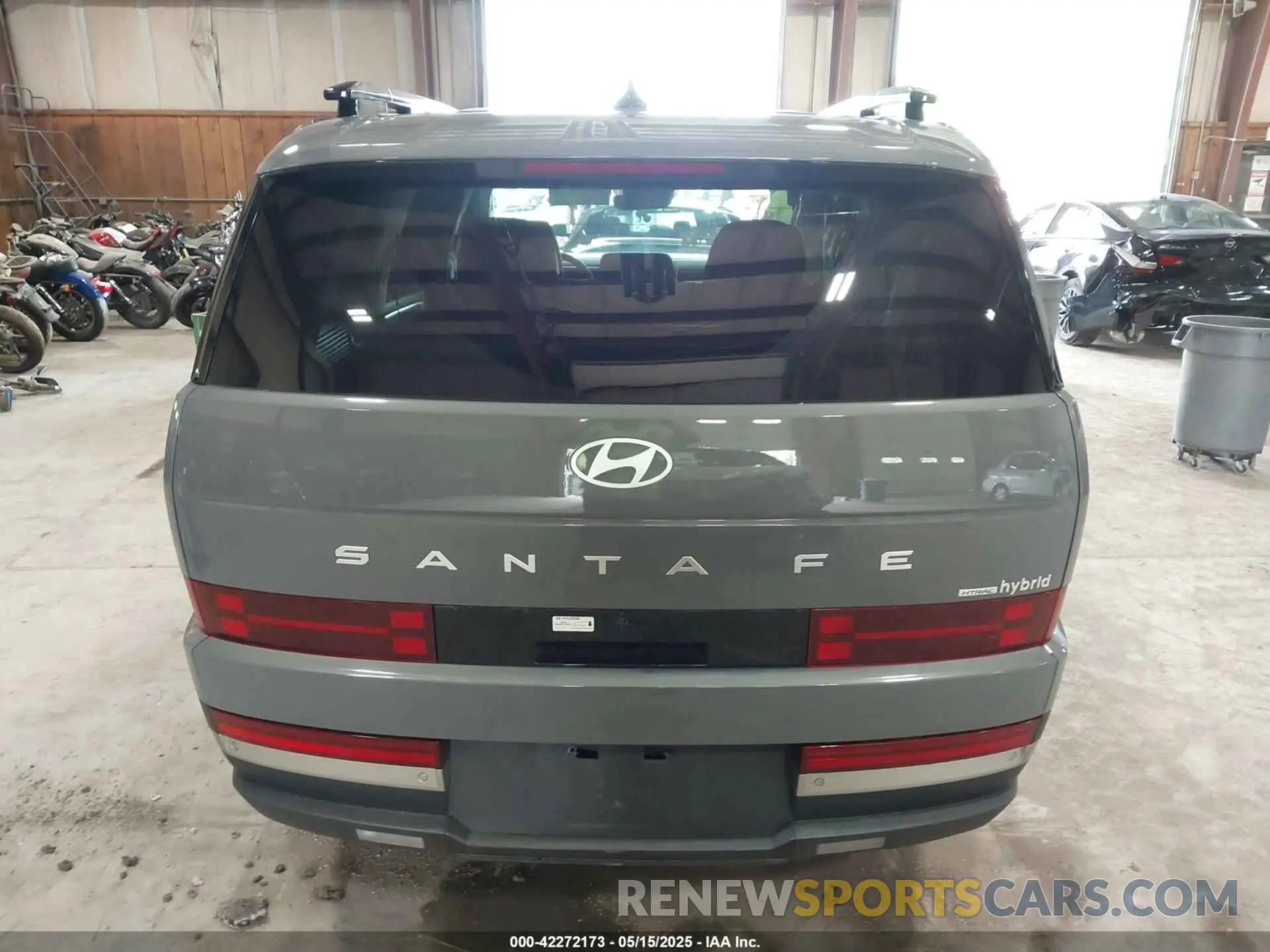 16 fotografías del automóvil dañado 5NMP3DG13SH020290 HYUNDAI SANTA FE HYBRID 2025