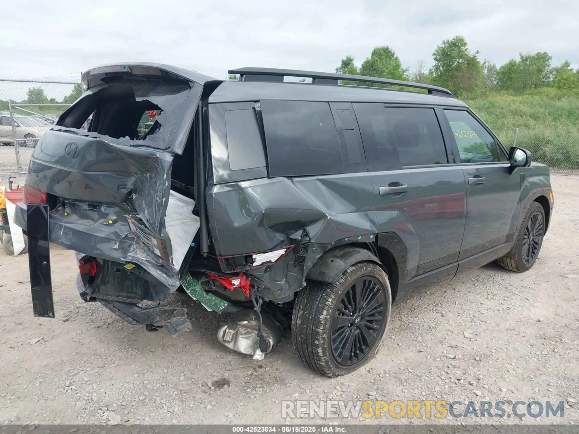 4 fotografías del automóvil dañado 5NMP5DG13SH035494 HYUNDAI SANTA FE HYBRID 2025