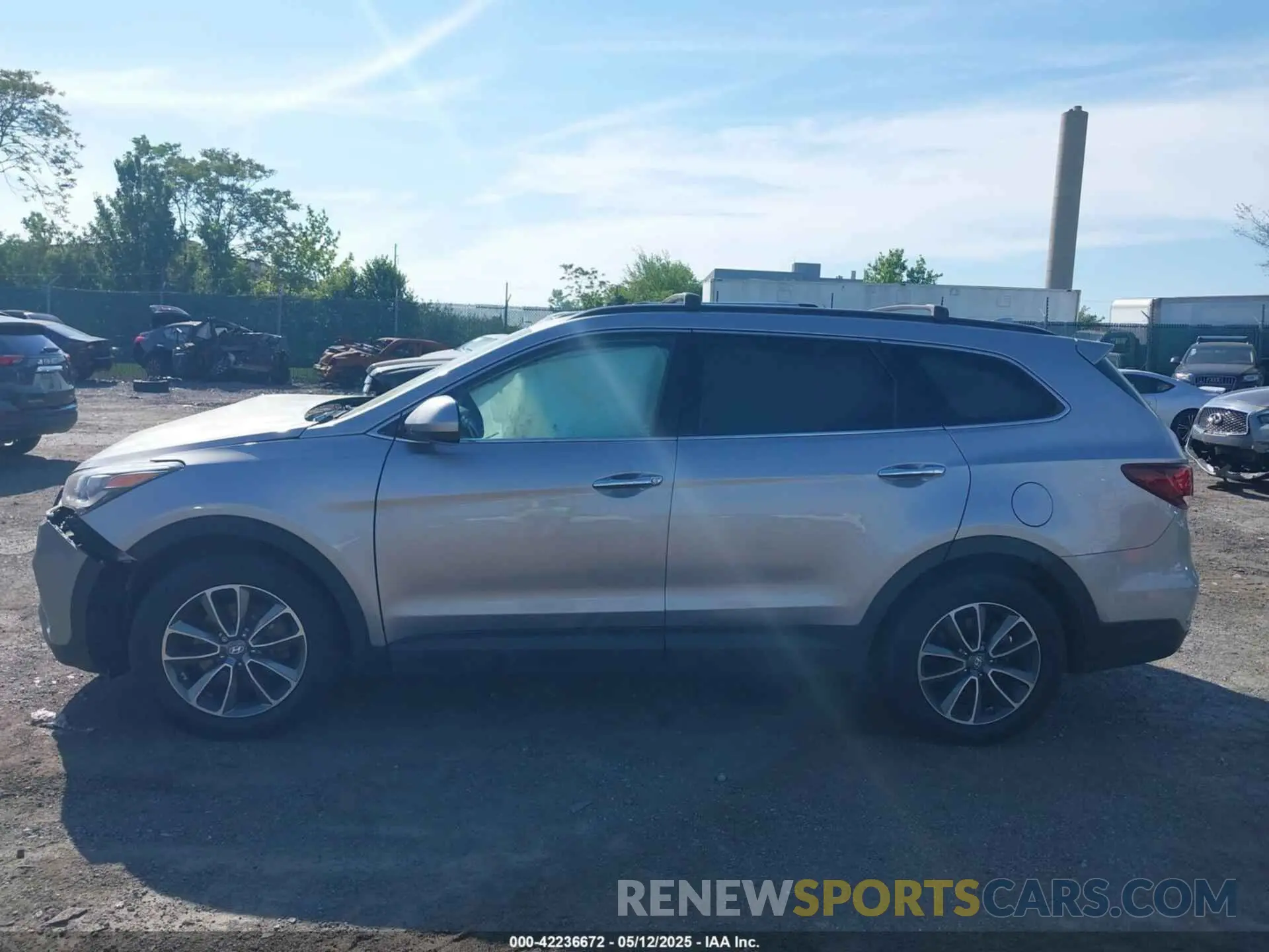 13 fotografías del automóvil dañado KM8SMDHF7KU306763 HYUNDAI SANTA FE XL 2019