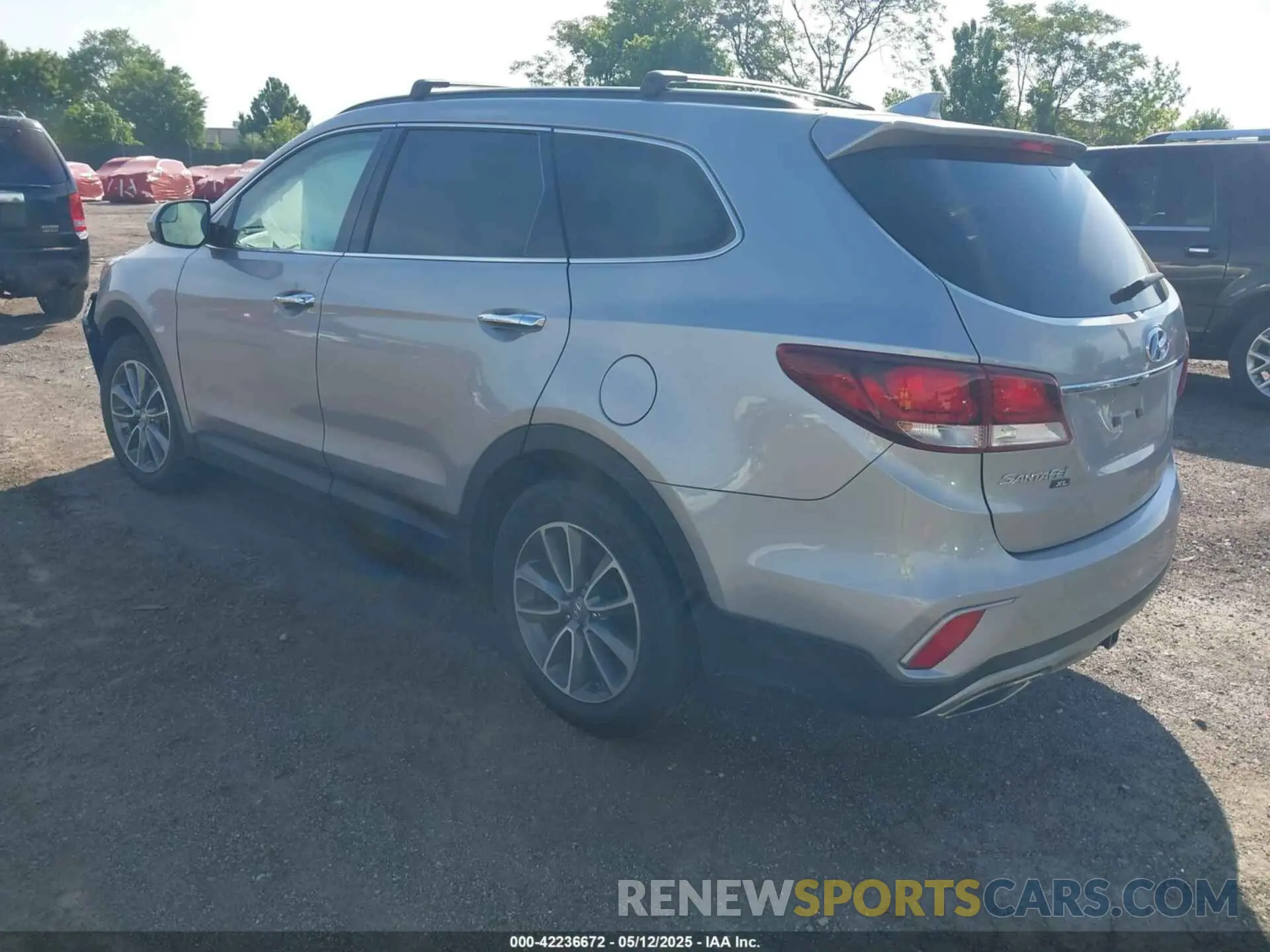 3 fotografías del automóvil dañado KM8SMDHF7KU306763 HYUNDAI SANTA FE XL 2019