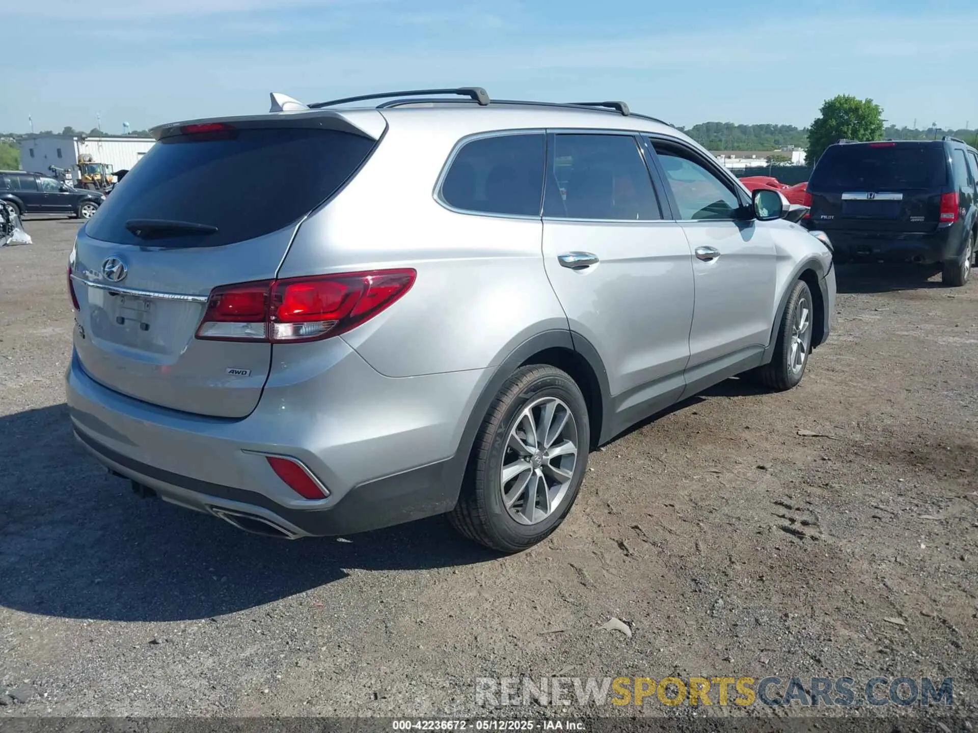4 fotografías del automóvil dañado KM8SMDHF7KU306763 HYUNDAI SANTA FE XL 2019