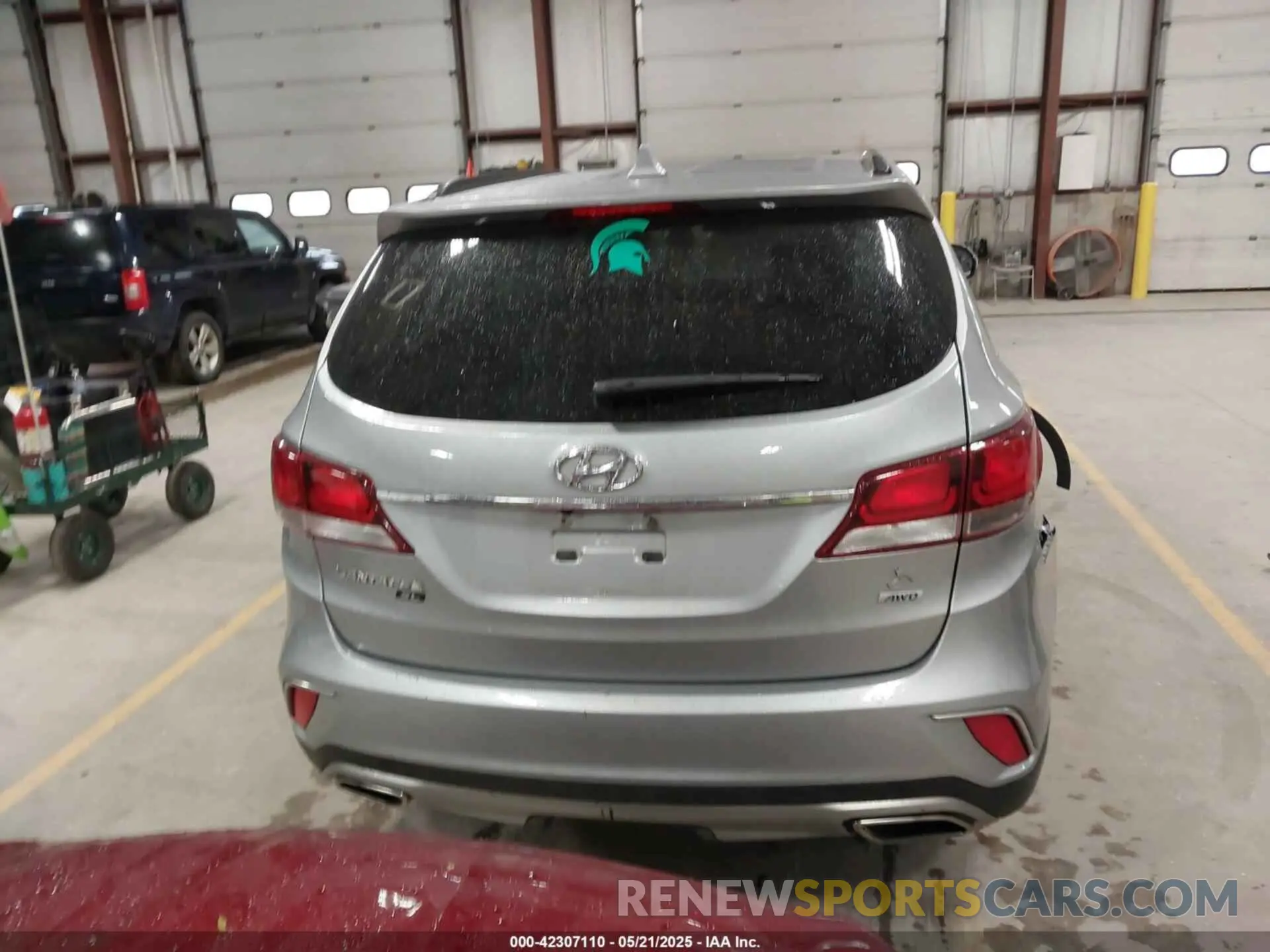 17 fotografías del automóvil dañado KM8SMDHF9KU303234 HYUNDAI SANTA FE XL 2019