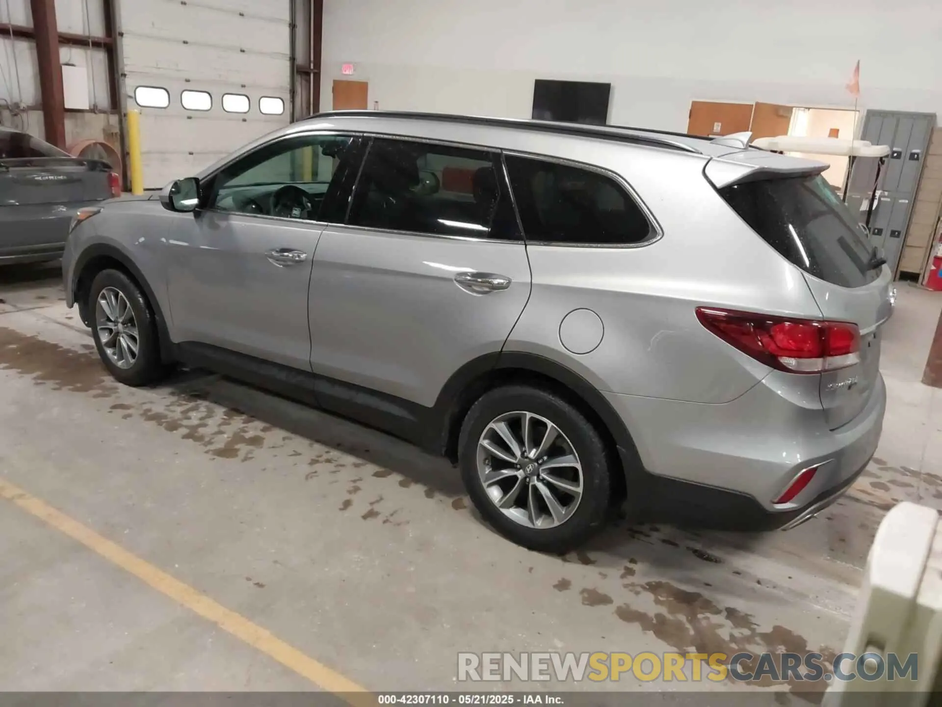 3 fotografías del automóvil dañado KM8SMDHF9KU303234 HYUNDAI SANTA FE XL 2019