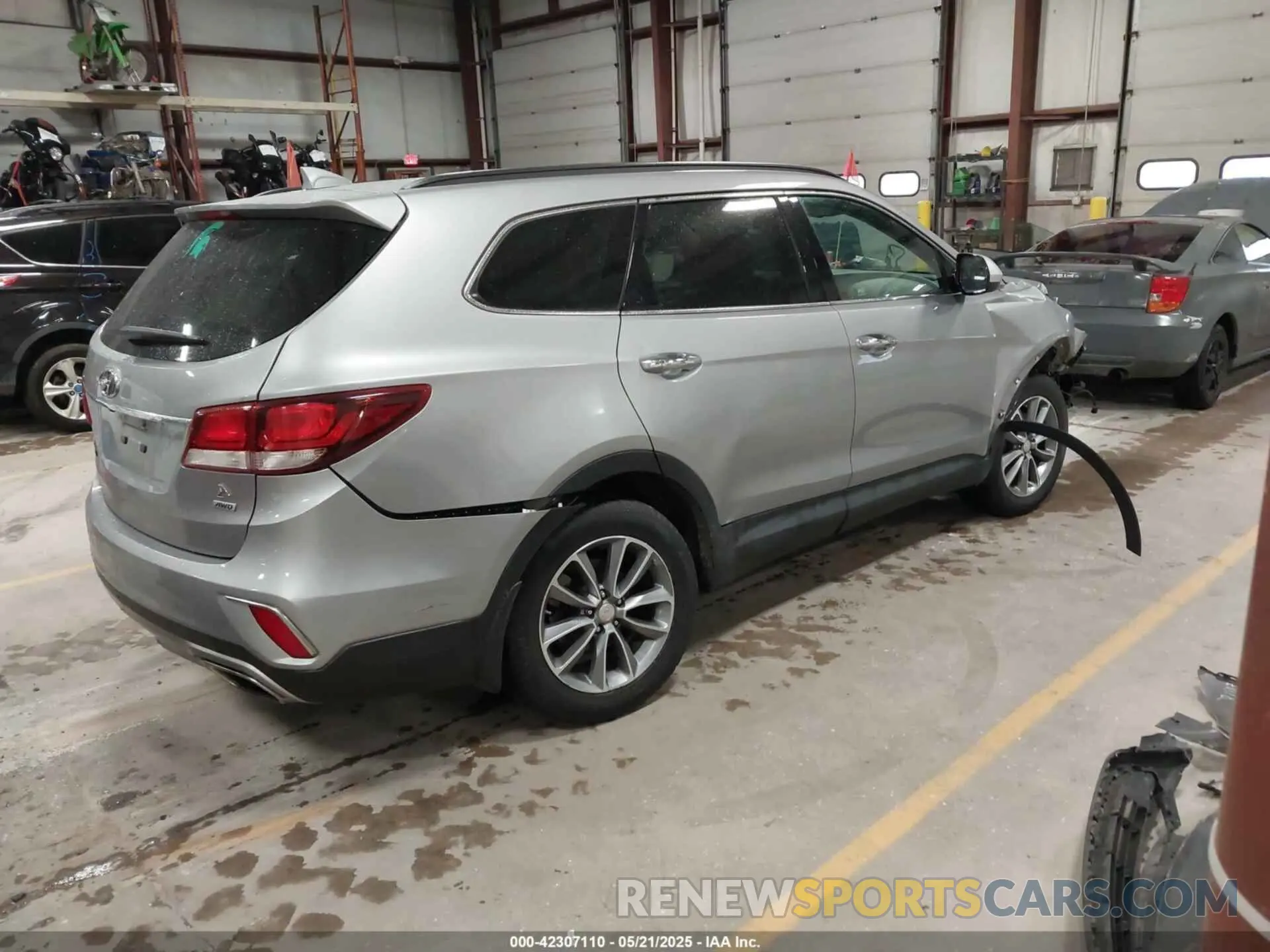 4 fotografías del automóvil dañado KM8SMDHF9KU303234 HYUNDAI SANTA FE XL 2019