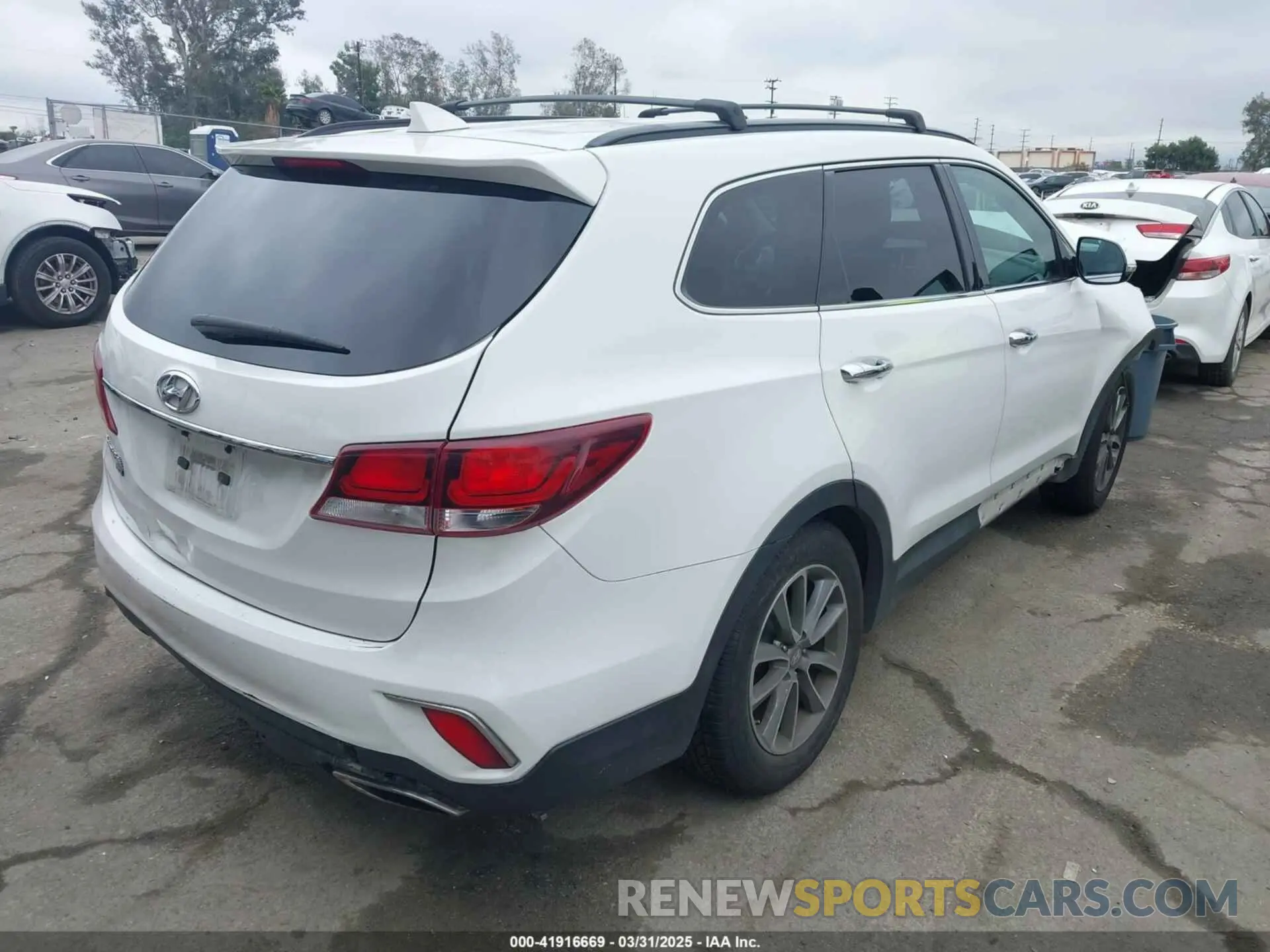 4 fotografías del automóvil dañado KM8SN4HF2KU309258 HYUNDAI SANTA FE XL 2019