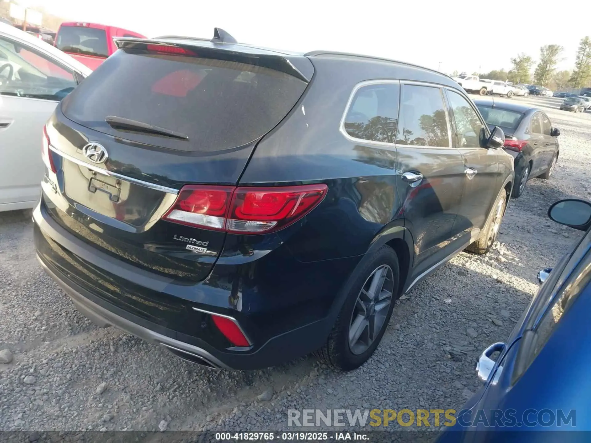 4 fotografías del automóvil dañado KM8SR4HF7KU304738 HYUNDAI SANTA FE XL 2019