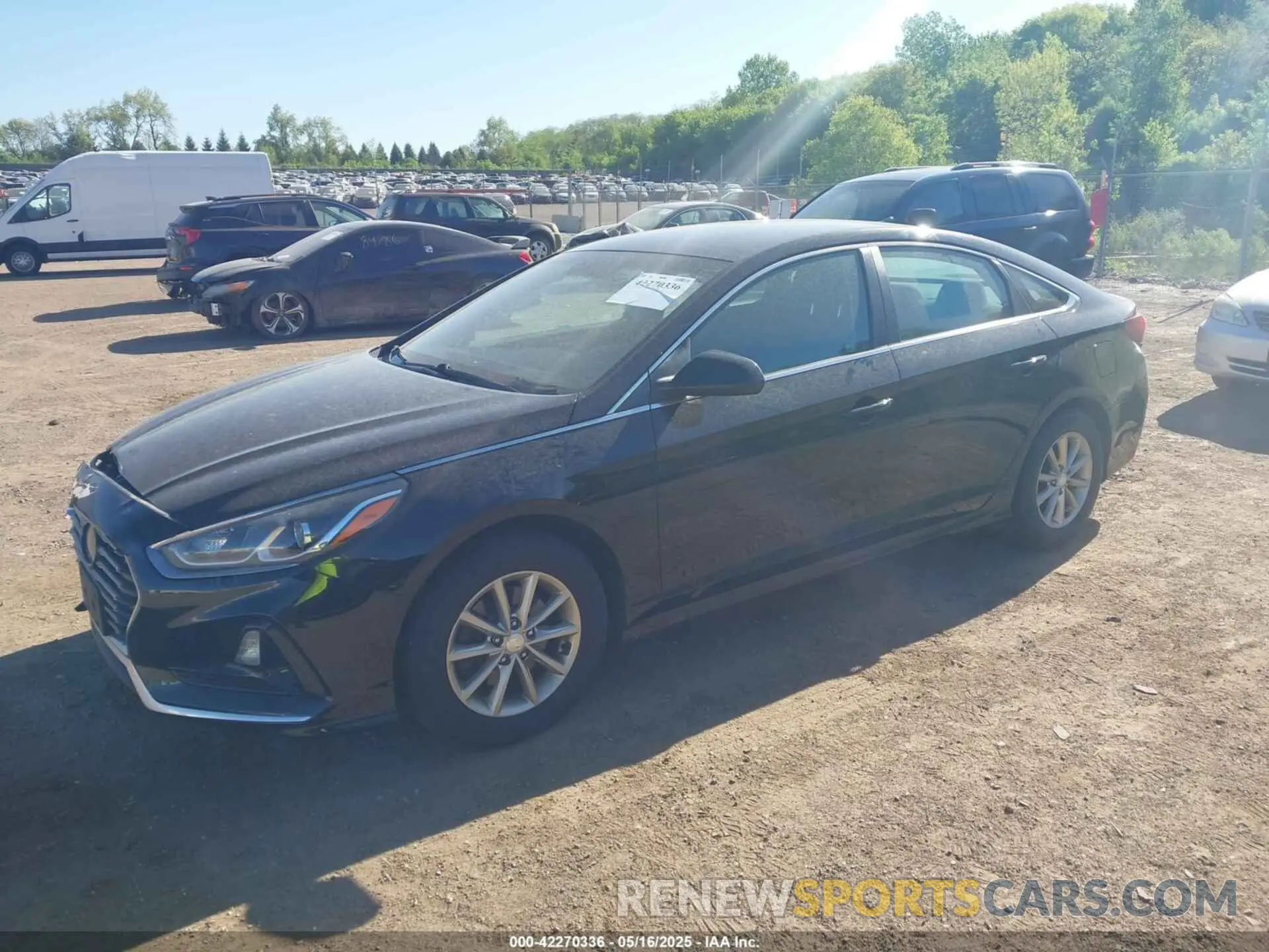 2 fotografías del automóvil dañado 5NPE24AF0KH746755 HYUNDAI SONATA 2019