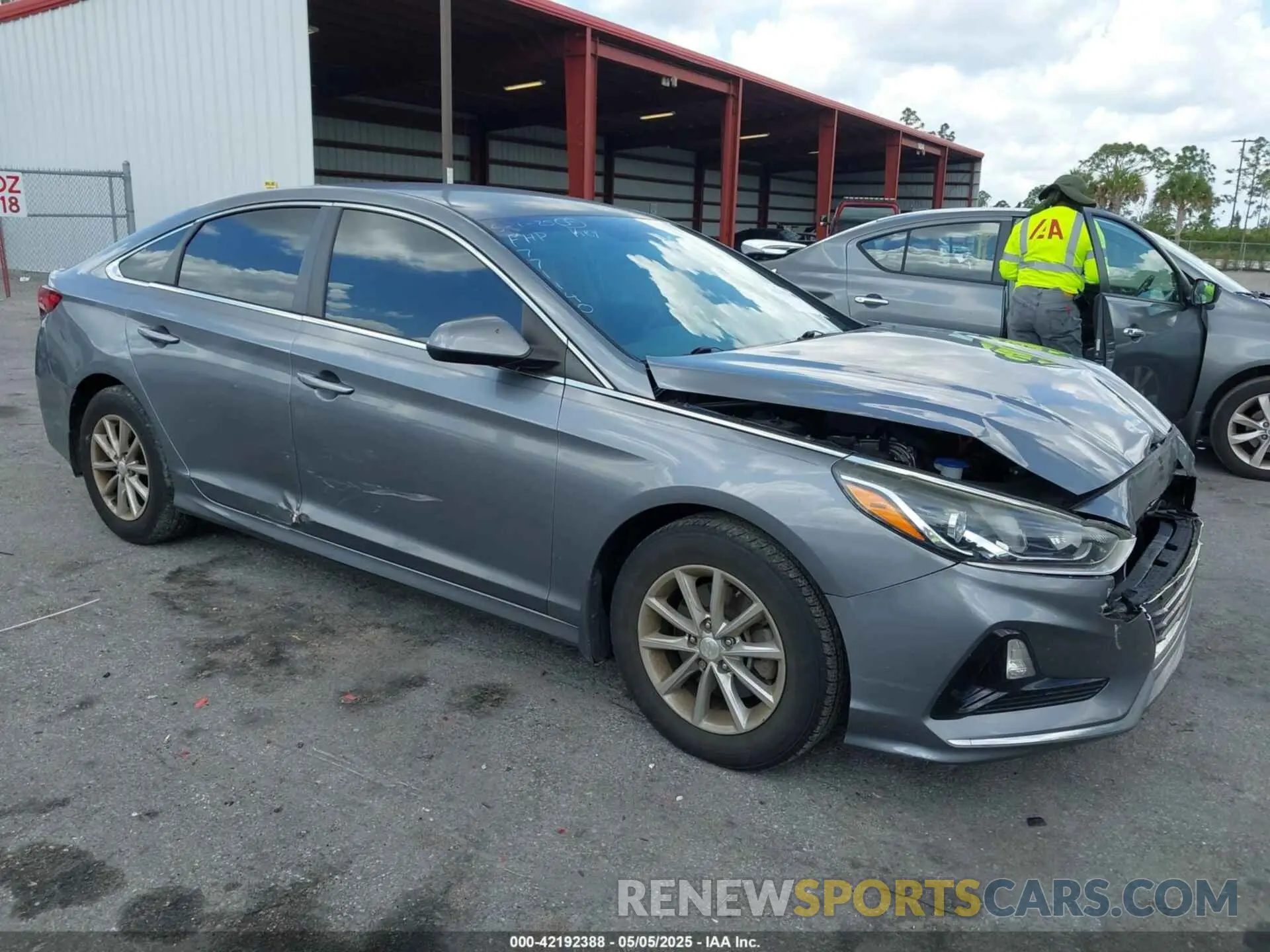 1 fotografías del automóvil dañado 5NPE24AF0KH771140 HYUNDAI SONATA 2019