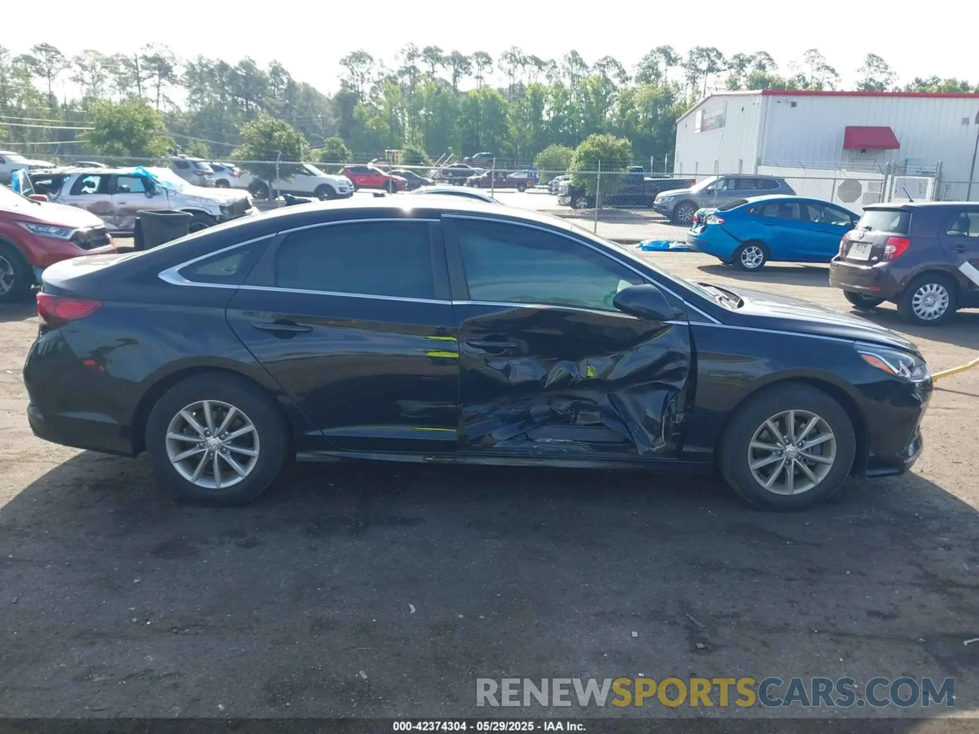 13 fotografías del automóvil dañado 5NPE24AF0KH792621 HYUNDAI SONATA 2019