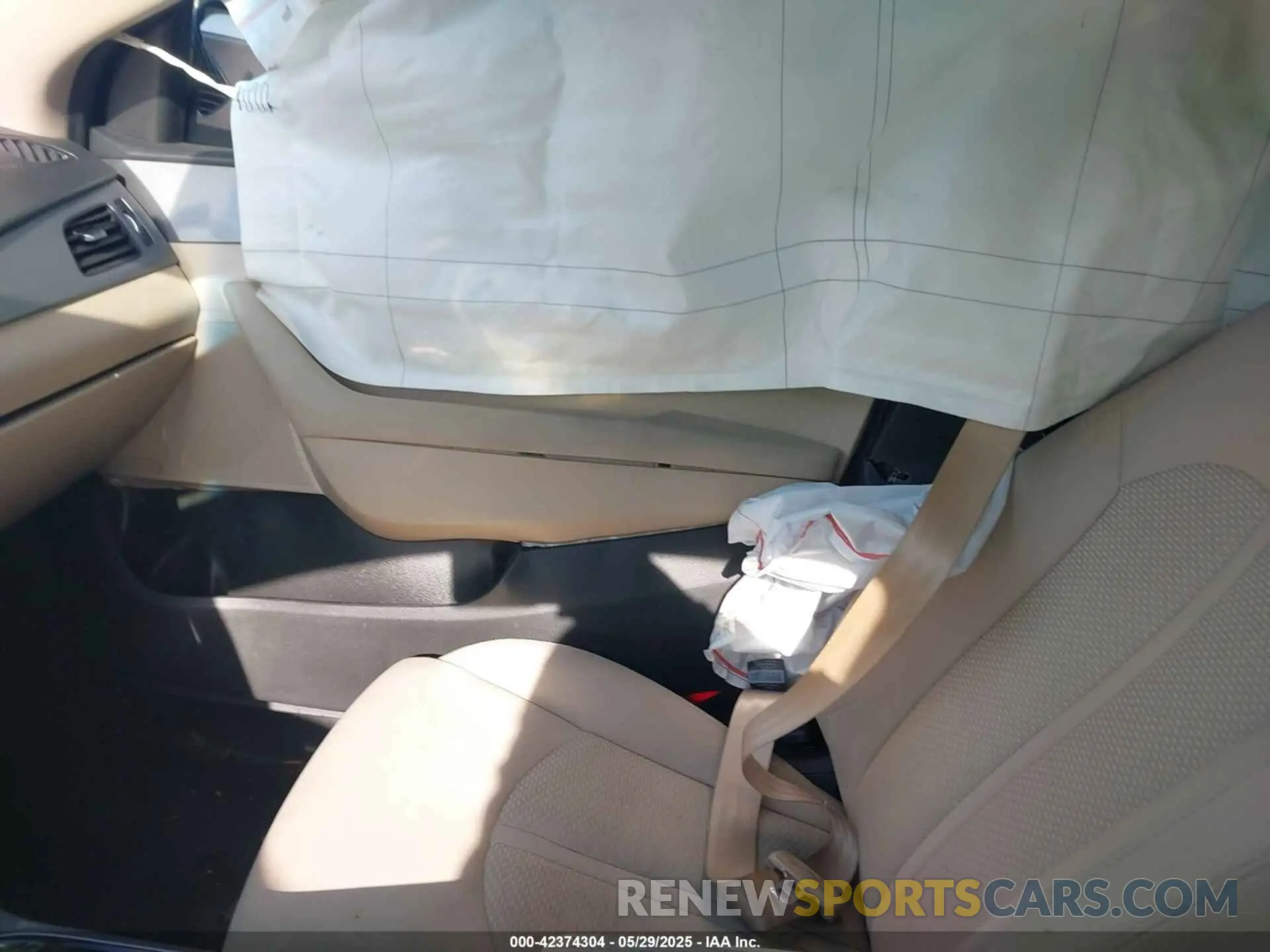 5 fotografías del automóvil dañado 5NPE24AF0KH792621 HYUNDAI SONATA 2019
