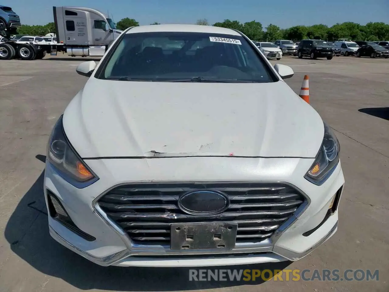 5 fotografías del automóvil dañado 5NPE24AF1KH756470 HYUNDAI SONATA 2019
