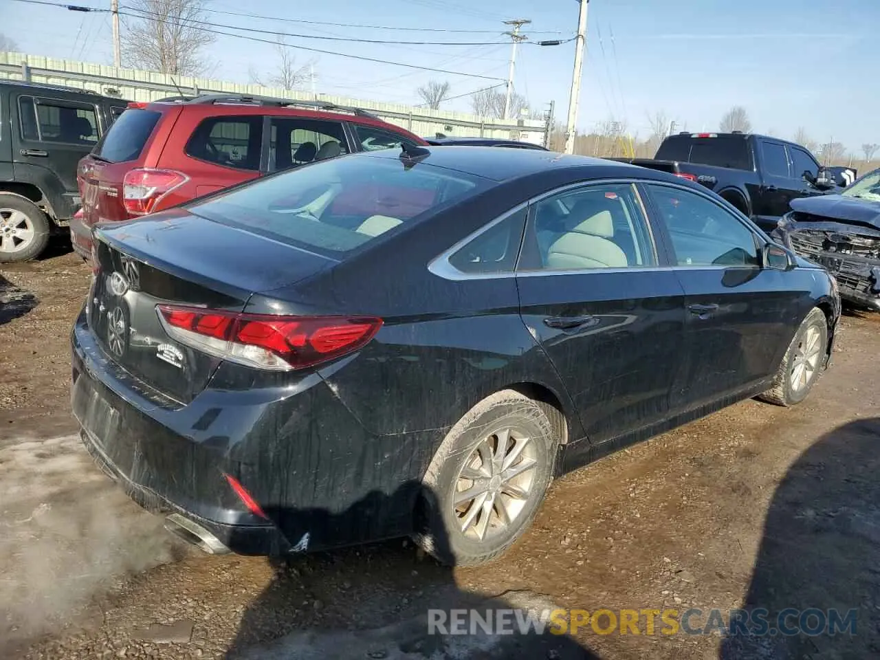 3 fotografías del automóvil dañado 5NPE24AF1KH779604 HYUNDAI SONATA 2019