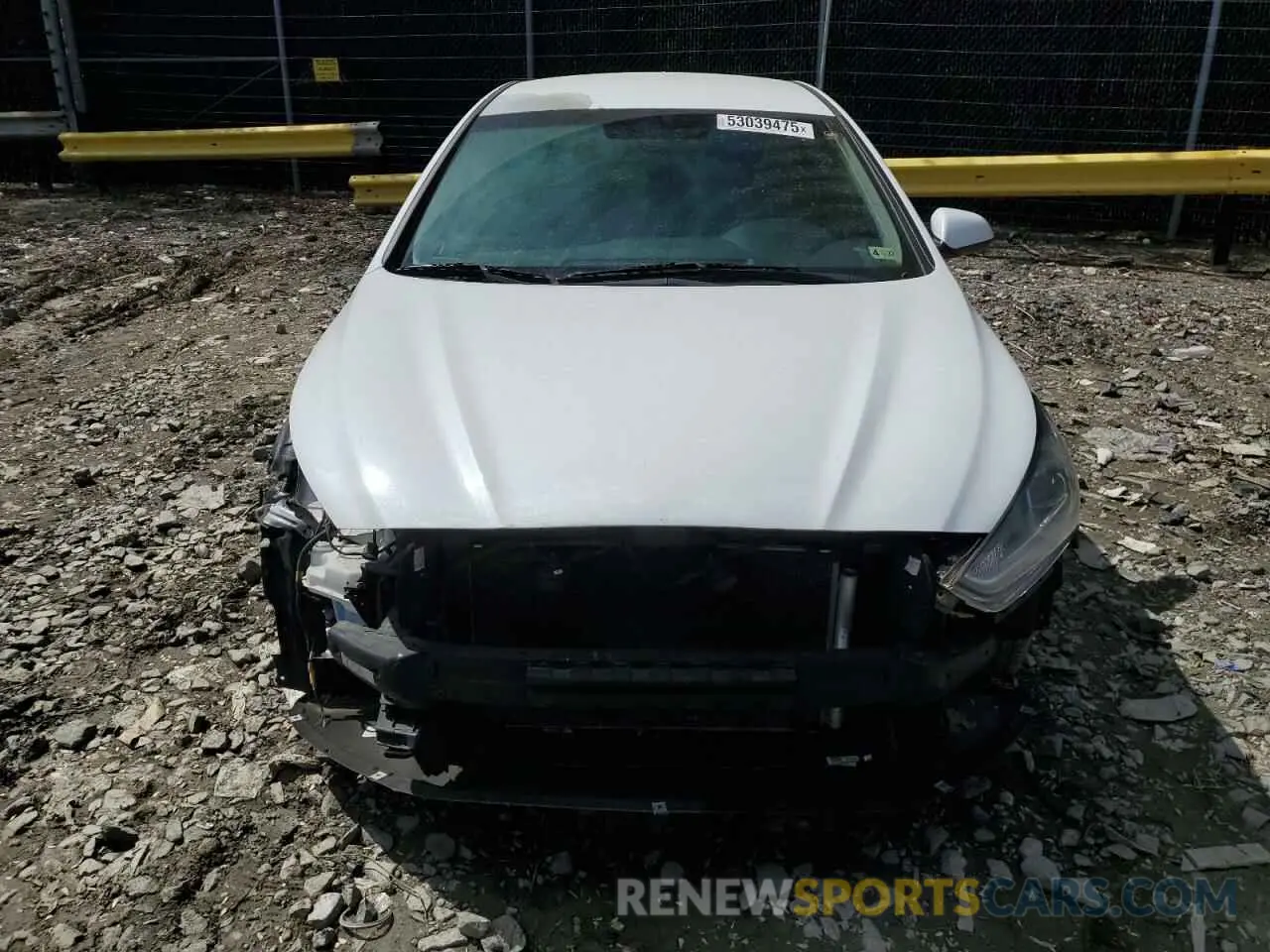 5 fotografías del automóvil dañado 5NPE24AF1KH789842 HYUNDAI SONATA 2019
