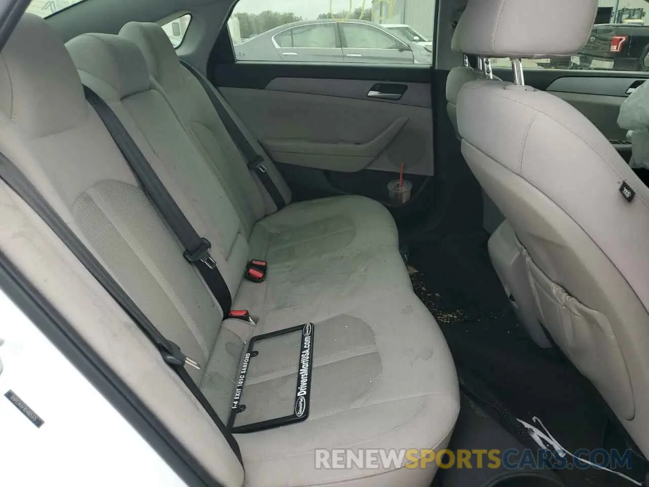 10 fotografías del automóvil dañado 5NPE24AF1KH805375 HYUNDAI SONATA 2019