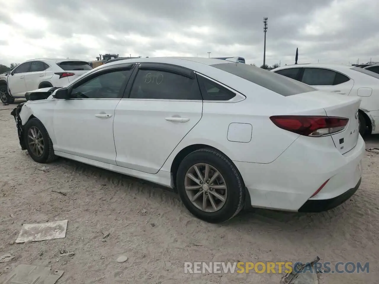 2 fotografías del automóvil dañado 5NPE24AF1KH805375 HYUNDAI SONATA 2019