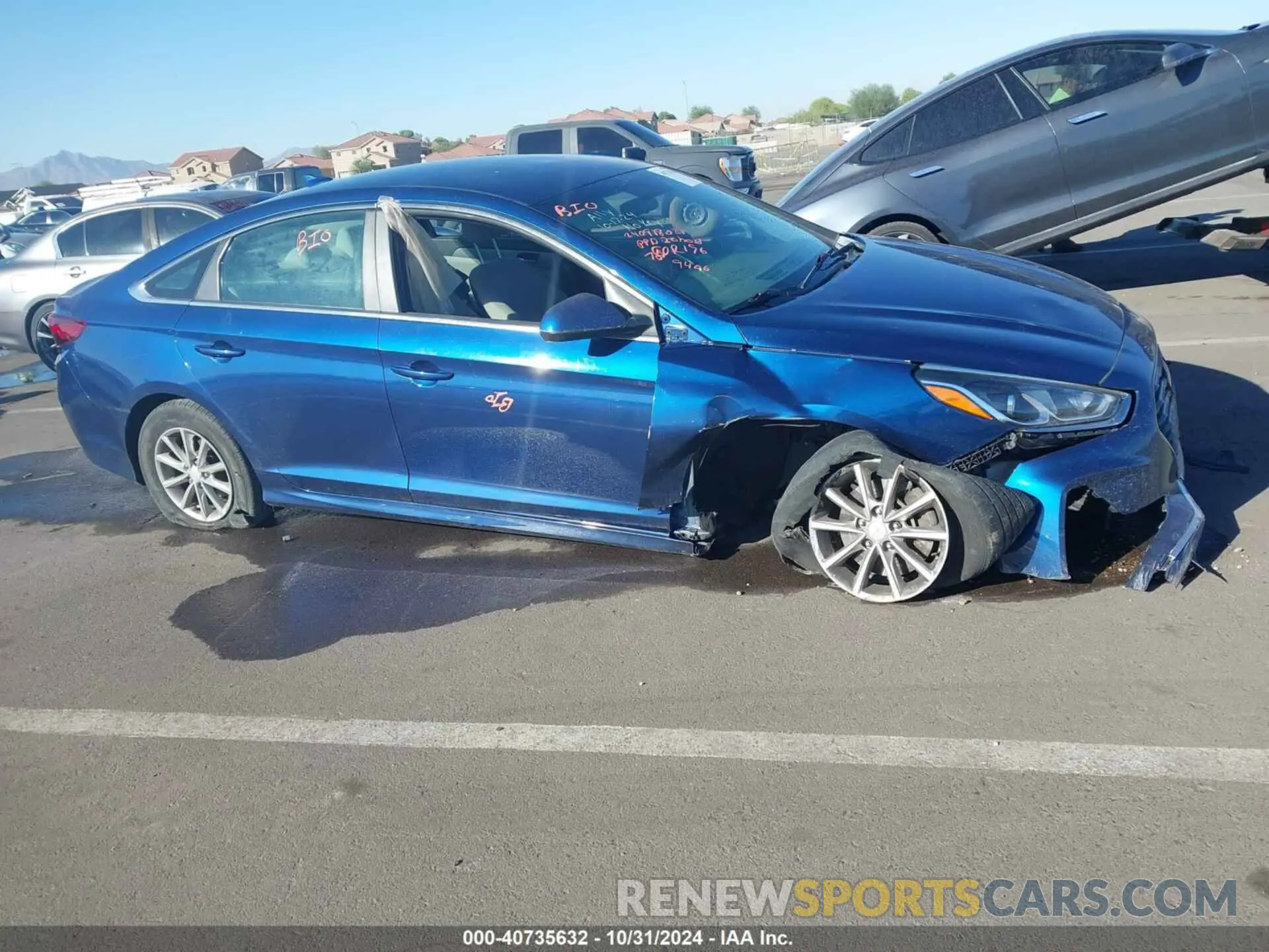 12 fotografías del automóvil dañado 5NPE24AF2KH769406 HYUNDAI SONATA 2019