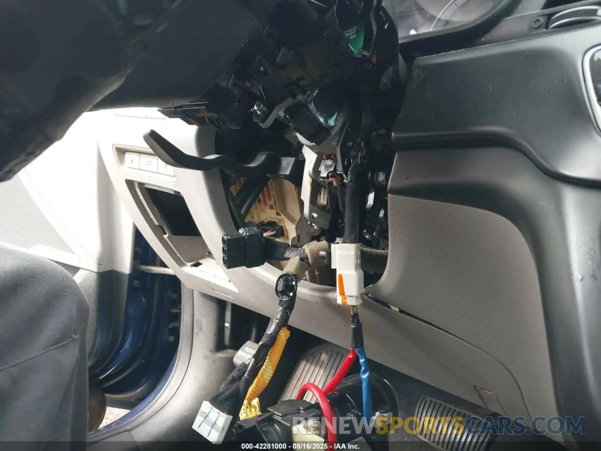 17 fotografías del automóvil dañado 5NPE24AF2KH789977 HYUNDAI SONATA 2019